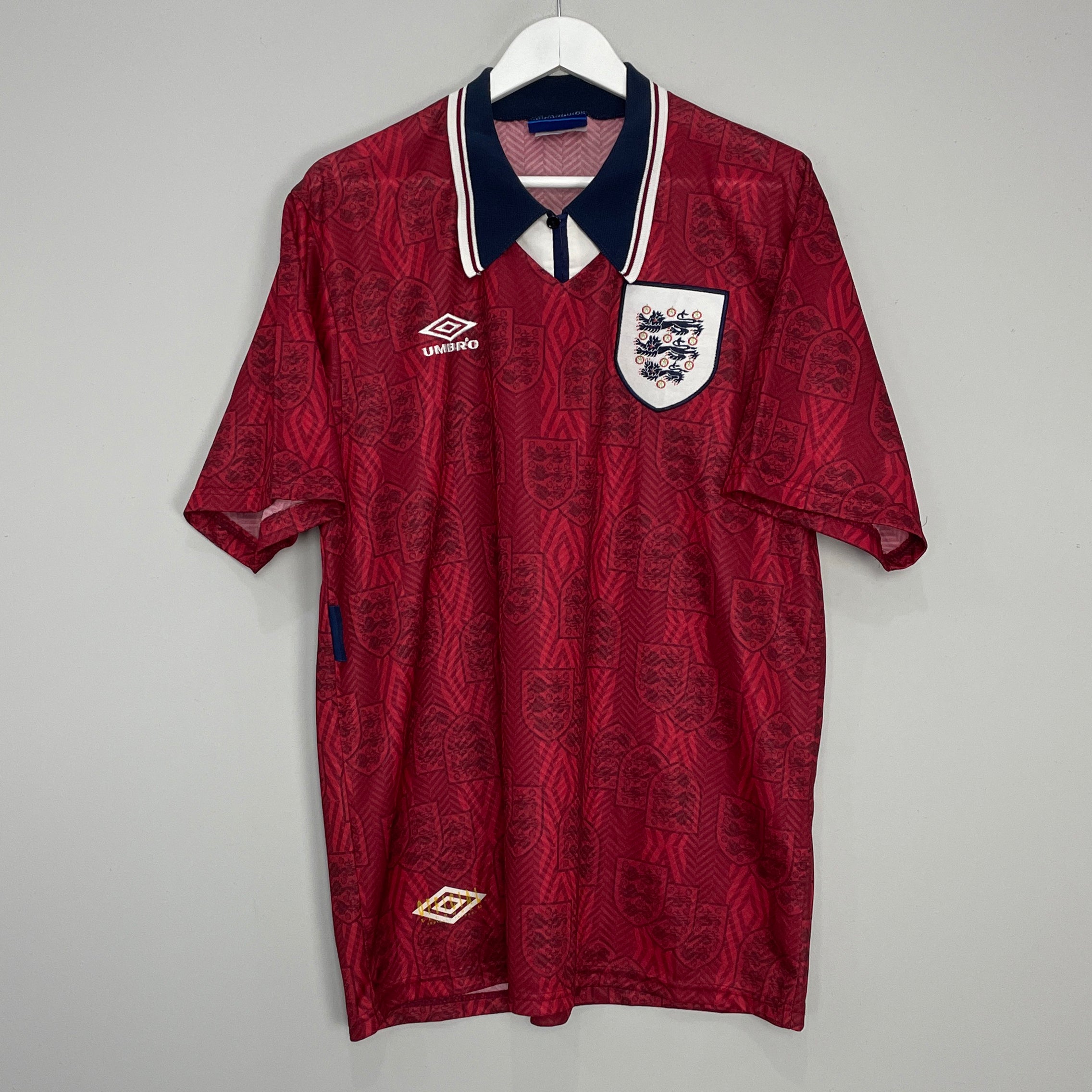 Shop 1994/95 ENGLAND AWAY SHIRT (XL) UMBRO, classic football shirts, vintage football shirts & retro soccer jerseys at Cult Kits