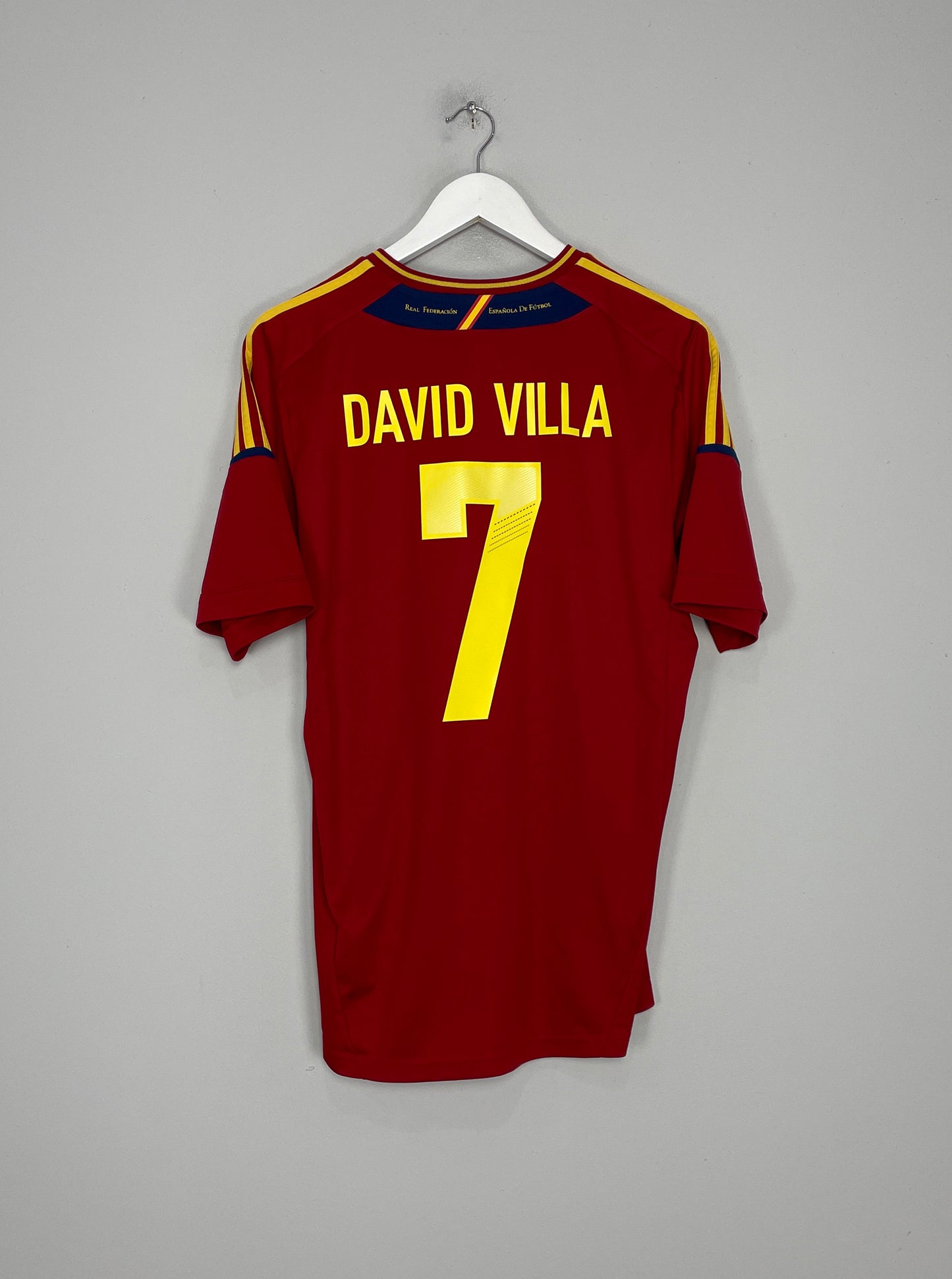 2011/12 SPAIN DAVID VILLA #7 HOME SHIRT (L) ADIDAS