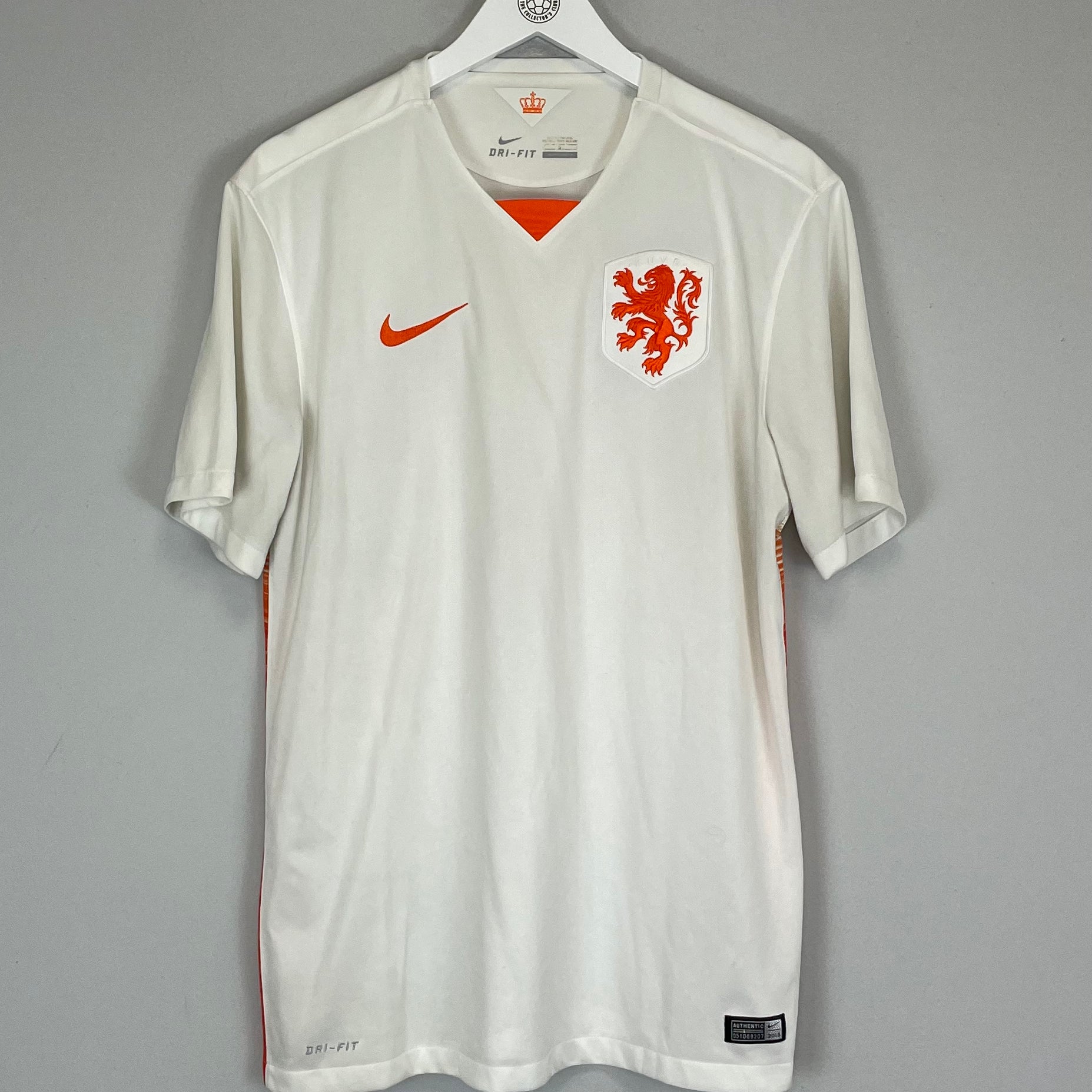 Shop 2015 NETHERLANDS AWAY SHIRT (L) NIKE, classic football shirts, vintage football shirts & retro soccer jerseys at Cult Kits
