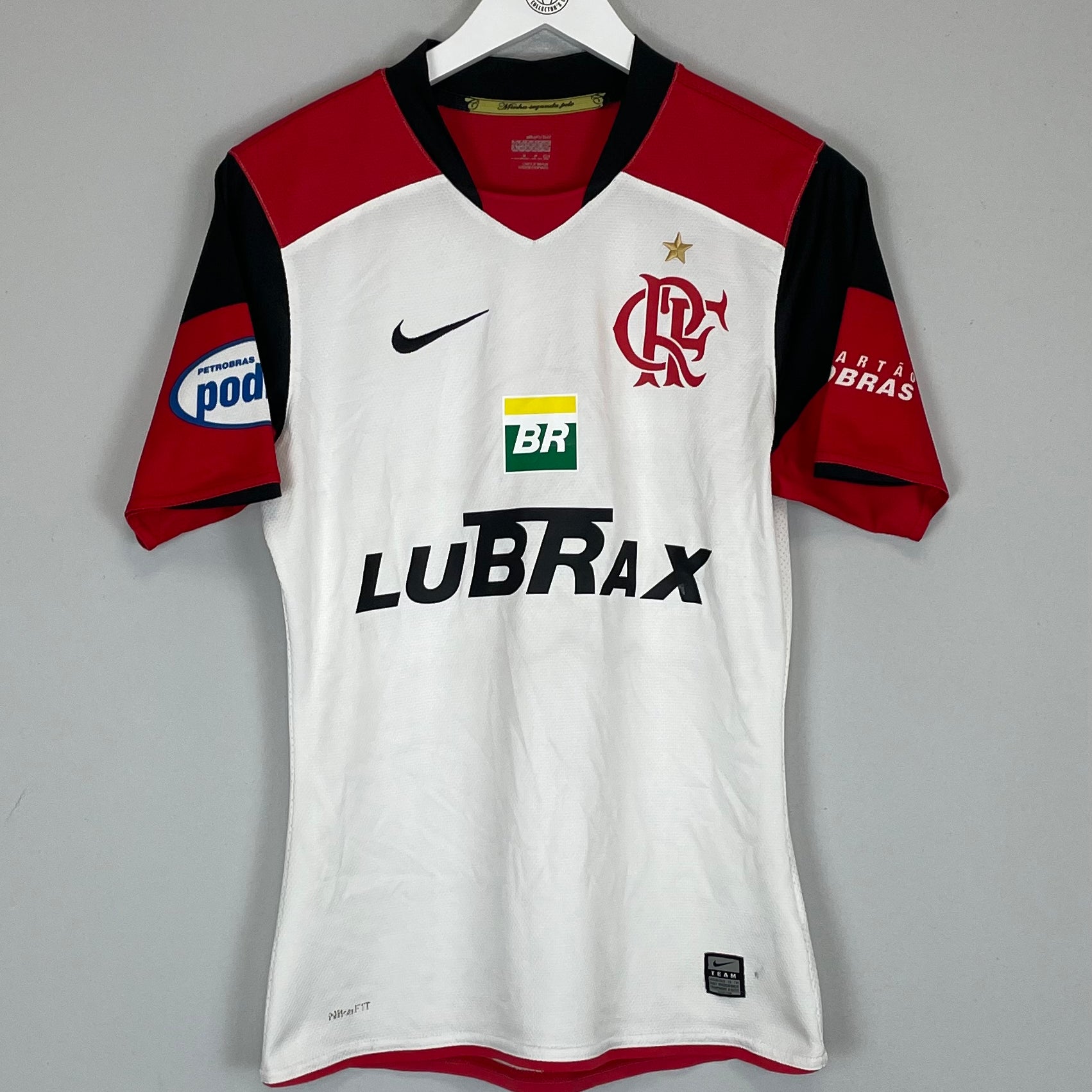 Shop 2008/09 FLAMENGO AWAY SHIRT (S) NIKE, classic football shirts, vintage football shirts & retro soccer jerseys at Cult Kits