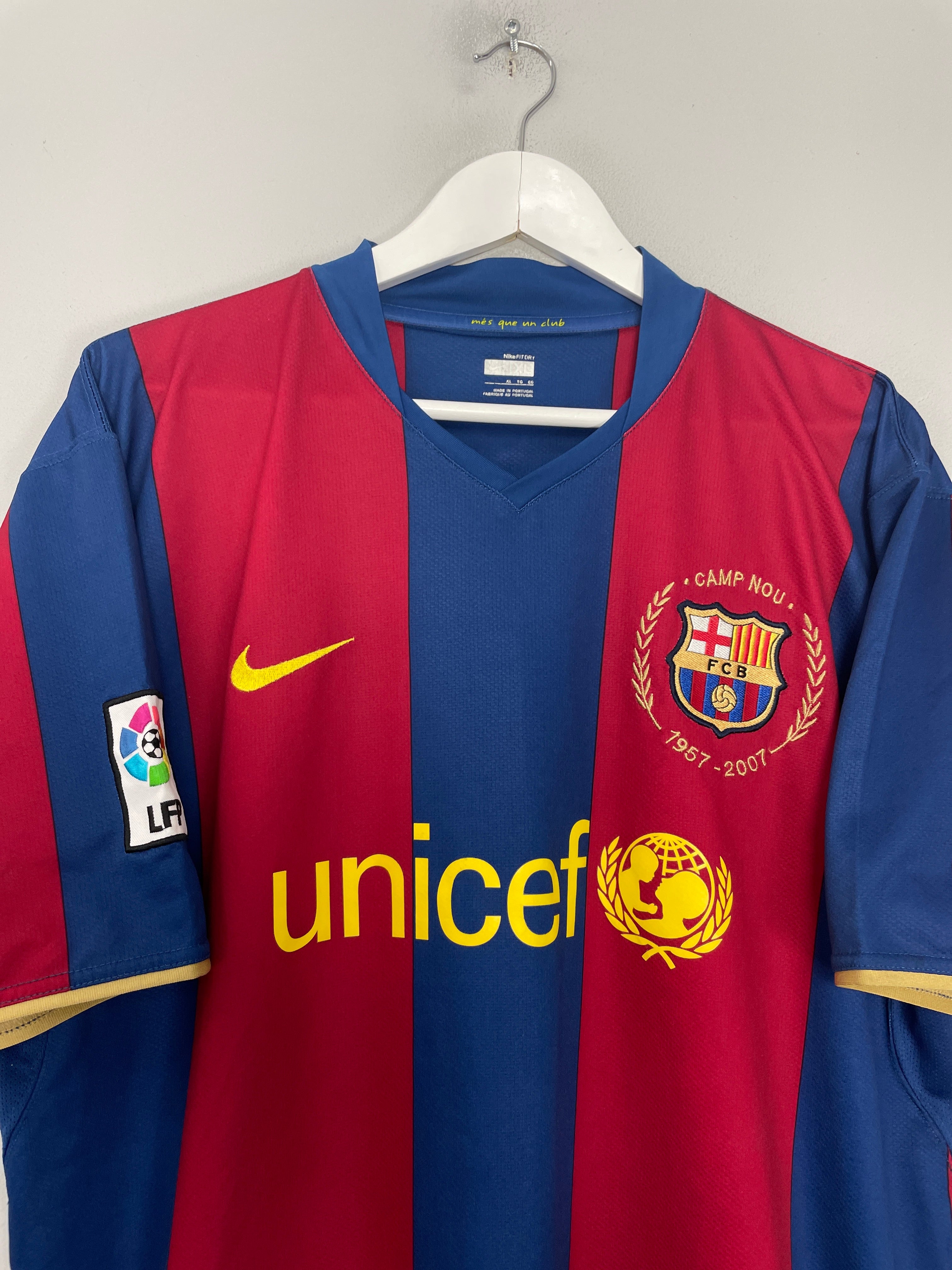 Shop 2007/08 BARCELONA RONALDINHO #10 HOME SHIRT (XL) NIKE, classic football shirts, vintage football shirts & retro soccer jerseys at Cult Kits