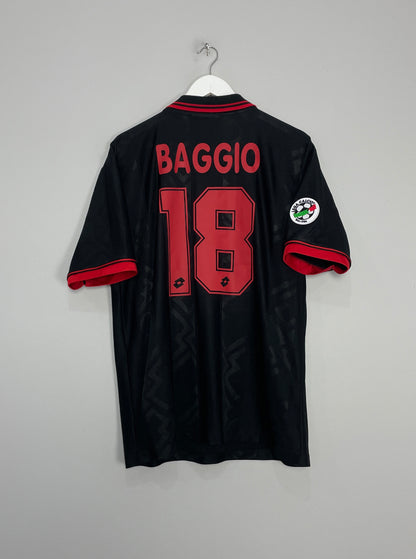 Image of the AC Milan Baggio shirt from the 1996/97 season
