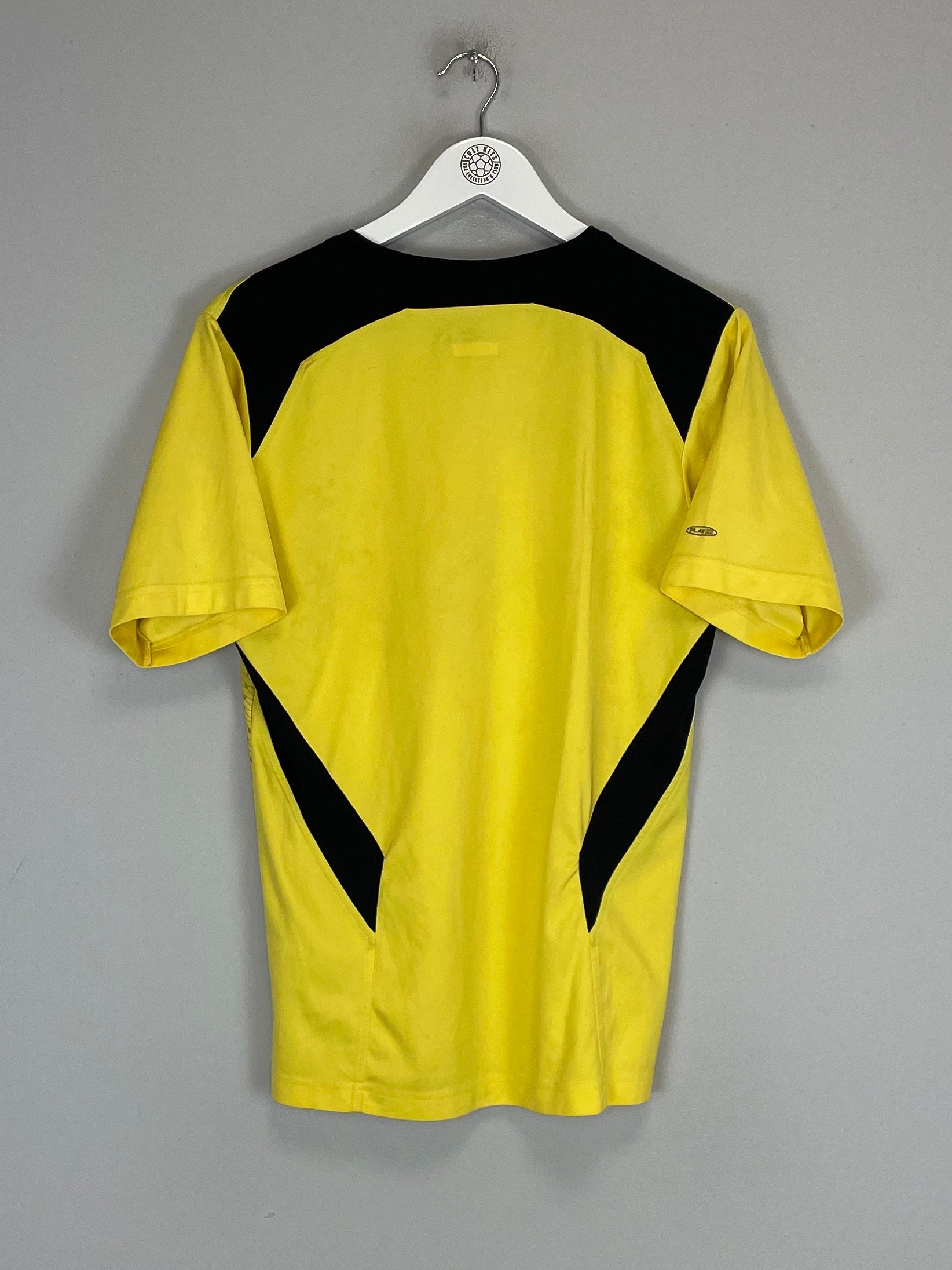 Shop 2004/06 LIVERPOOL AWAY SHIRT (S) REEBOK, classic football shirts, vintage football shirts & retro soccer jerseys at Cult Kits
