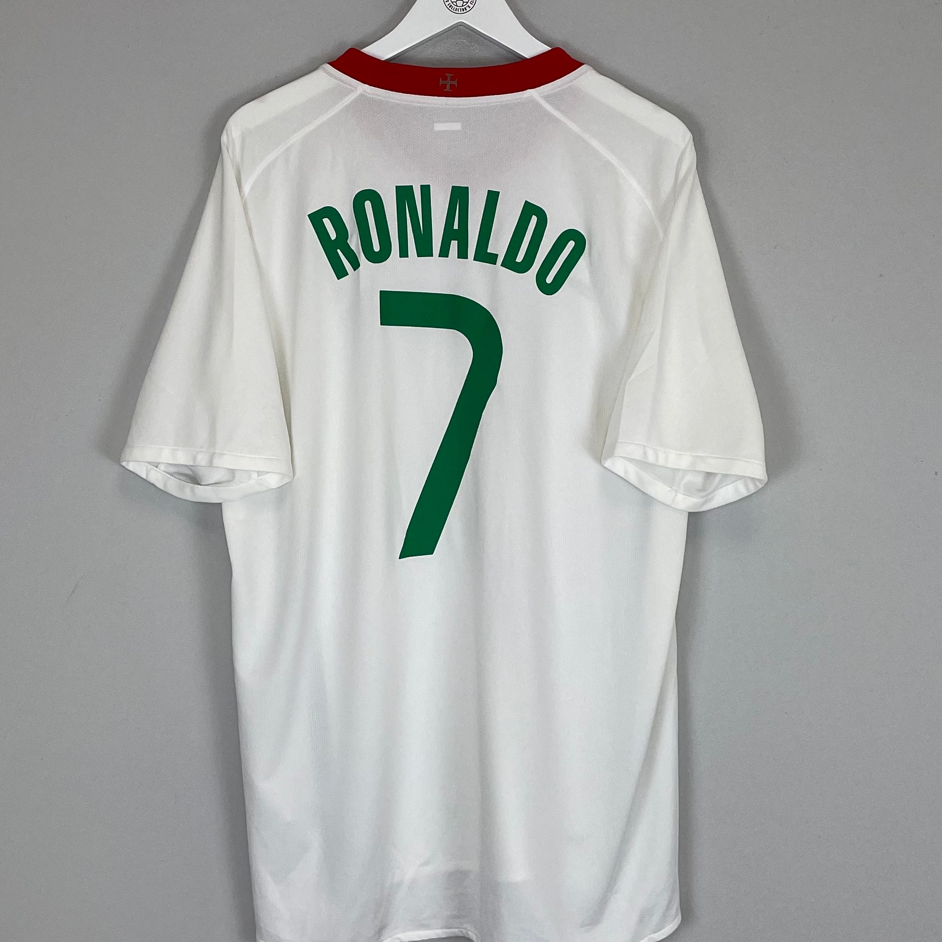 Shop 2007/09 PORTUGAL RONALDO #7 AWAY SHIRT (XL) NIKE, classic football shirts, vintage football shirts & retro soccer jerseys at Cult Kits