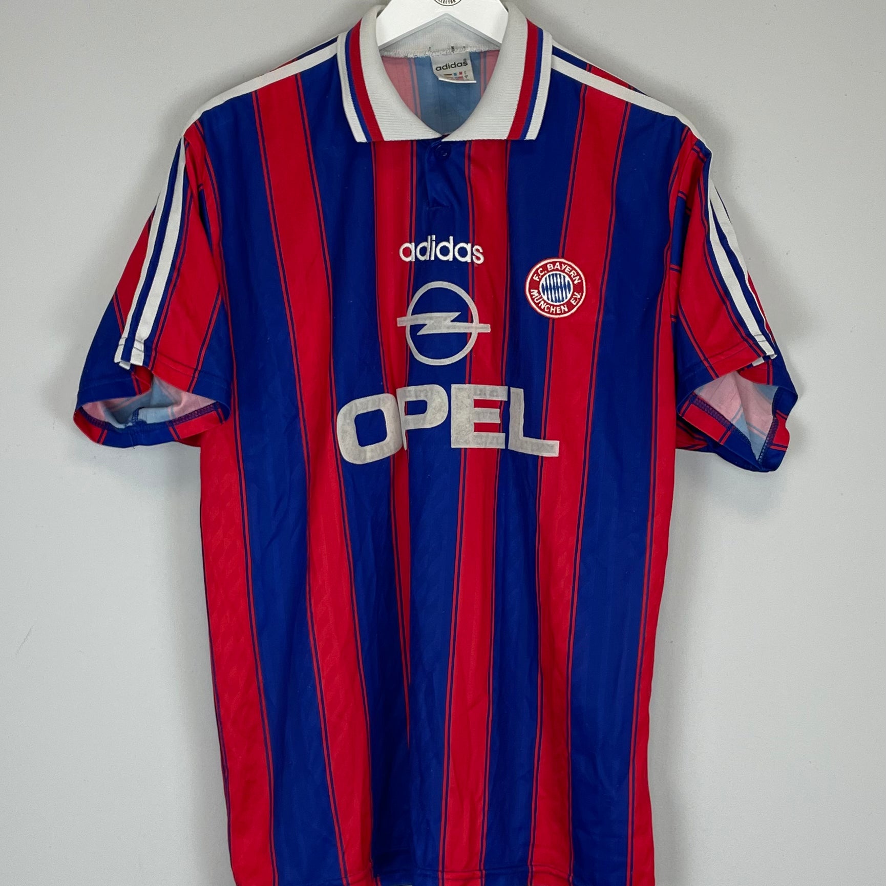 Shop 1995/97 BAYERN MUNICH HOME SHIRT (L) ADIDAS, classic football shirts, vintage football shirts & retro soccer jerseys at Cult Kits