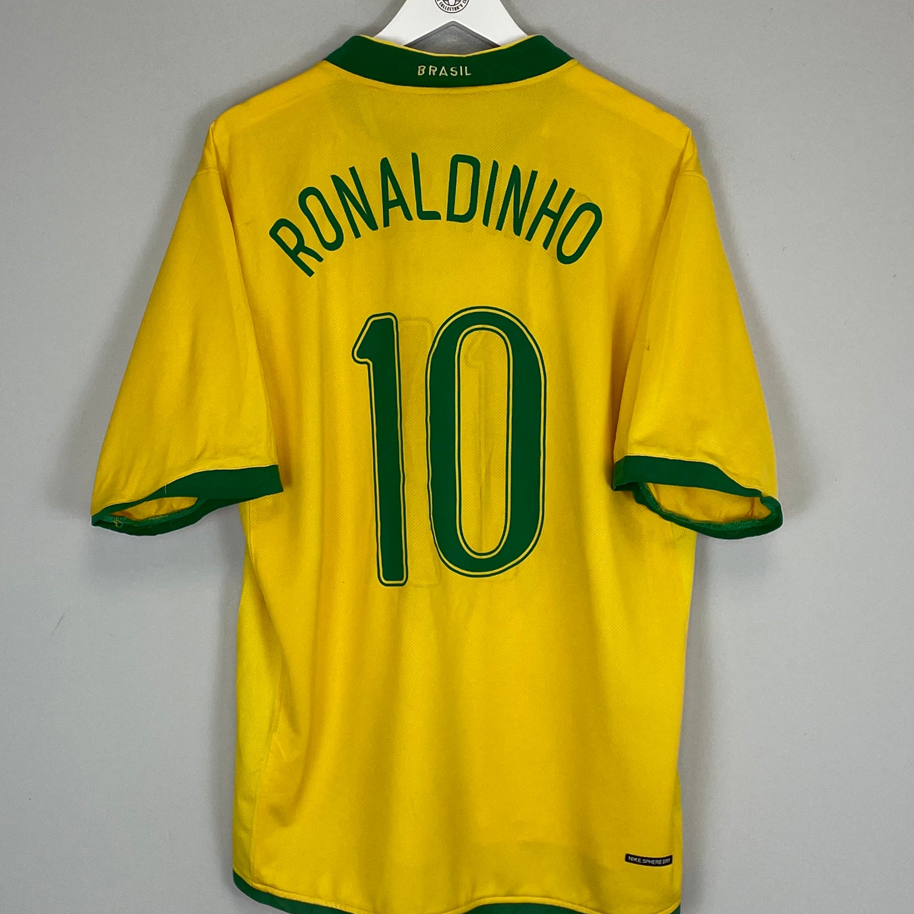 Shop 2006/08 BRAZIL RONALDINHO #10 HOME SHIRT (L) NIKE, classic football shirts, vintage football shirts & retro soccer jerseys at Cult Kits