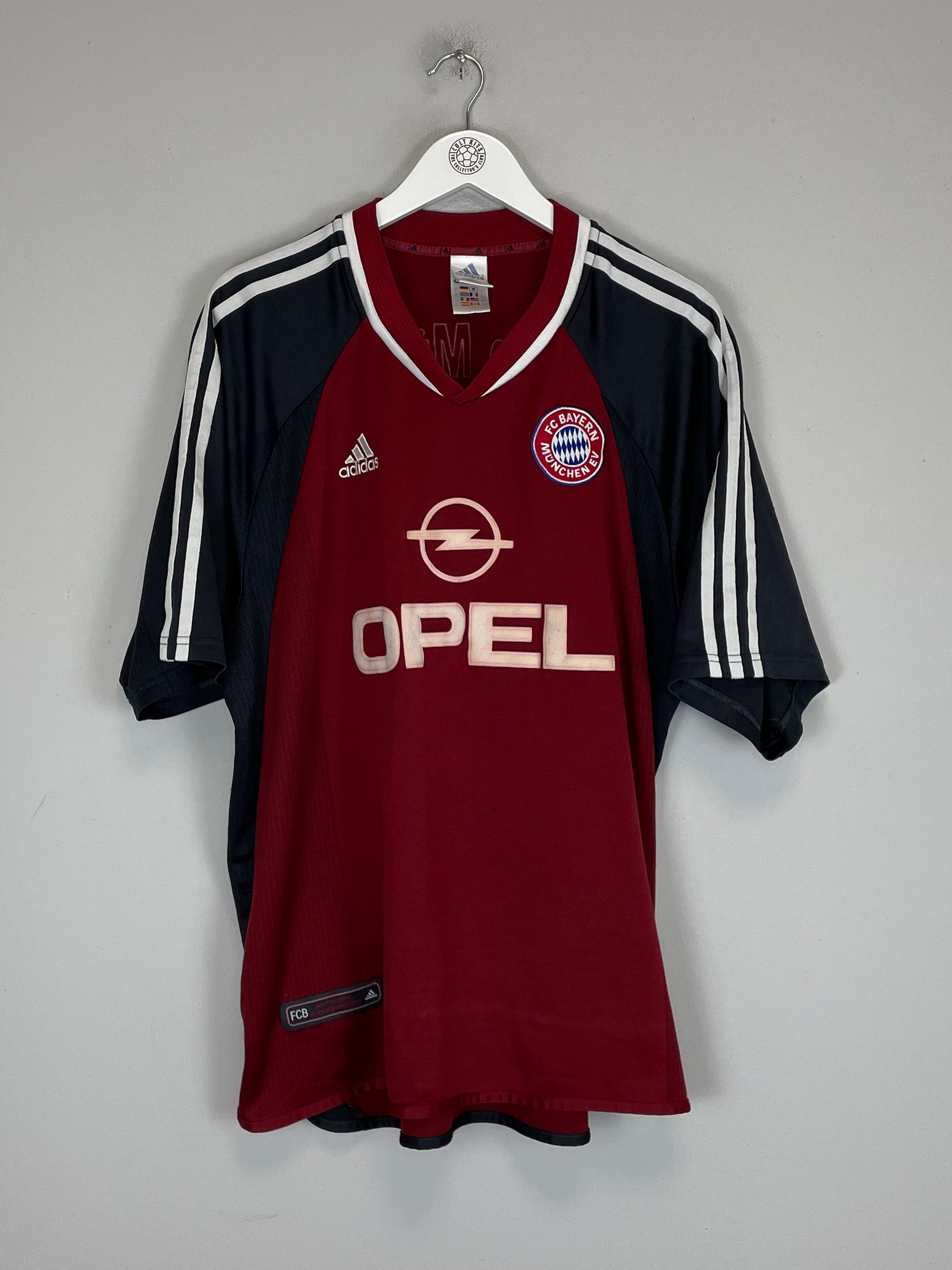 Shop 2001/02 BAYERN MUNICH HOME SHIRT (XL) ADIDAS, classic football shirts, vintage football shirts & retro soccer jerseys at Cult Kits