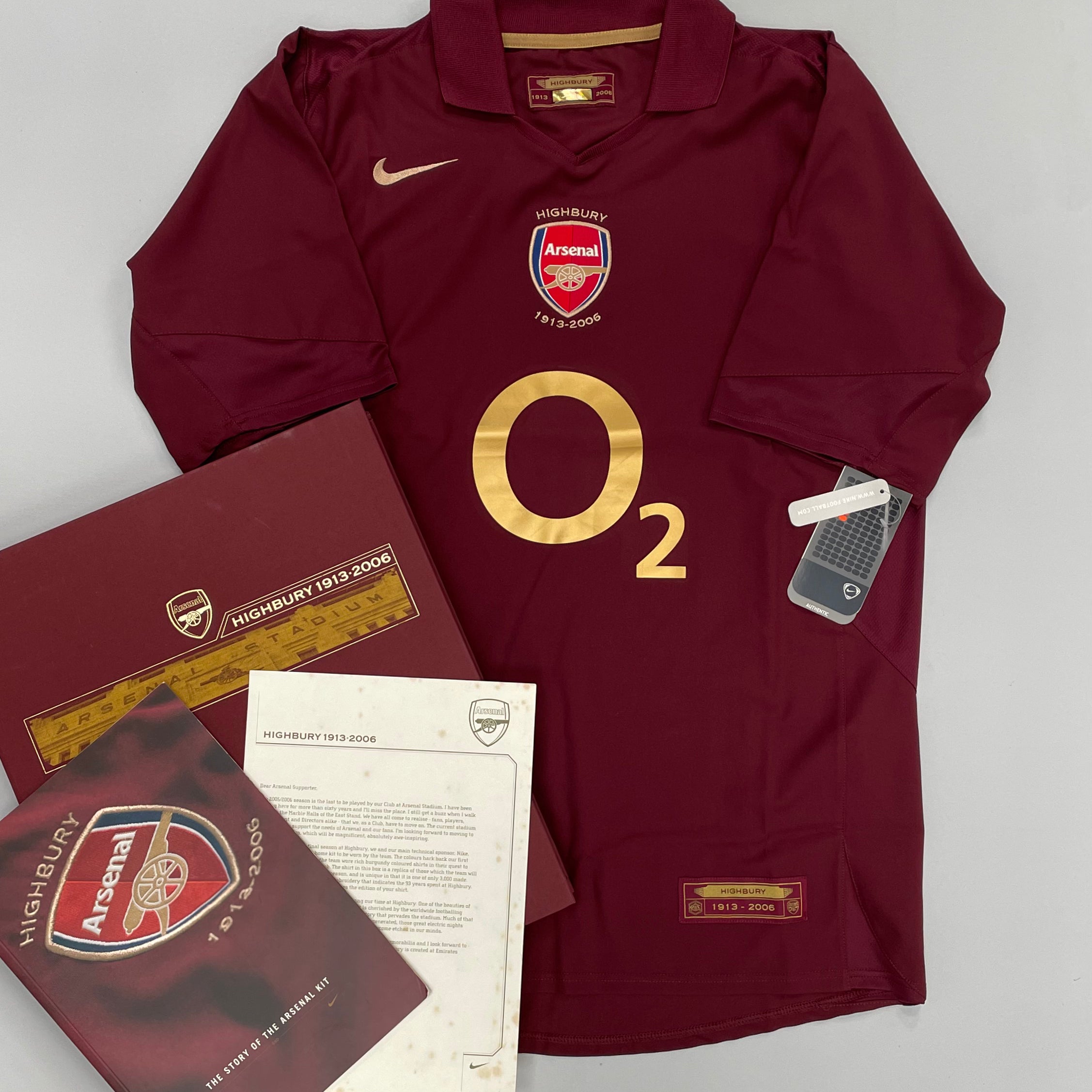 Shop 2006 ARSENAL LTD EDITION BOXED HOME SHIRT (L) NIKE, classic football shirts, vintage football shirts & retro soccer jerseys at Cult Kits