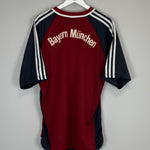 Shop 2001/02 BAYERN MUNICH HOME SHIRT (XL) ADIDAS, classic football shirts, vintage football shirts & retro soccer jerseys at Cult Kits