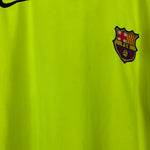 Shop 2005/06 BARCELONA RONALDINHO #10 AWAY SHIRT (XL) NIKE, classic football shirts, vintage football shirts & retro soccer jerseys at Cult Kits