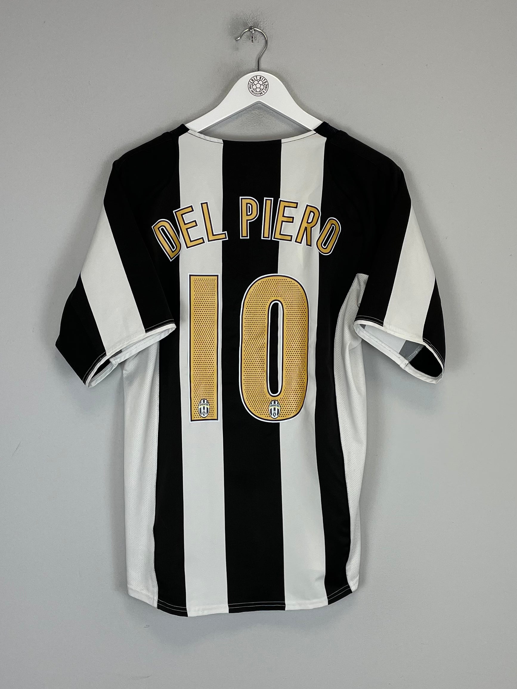 Shop 2004/05 JUVENTUS DEL PIERO #10 HOME SHIRT (M) NIKE, classic football shirts, vintage football shirts & retro soccer jerseys at Cult Kits