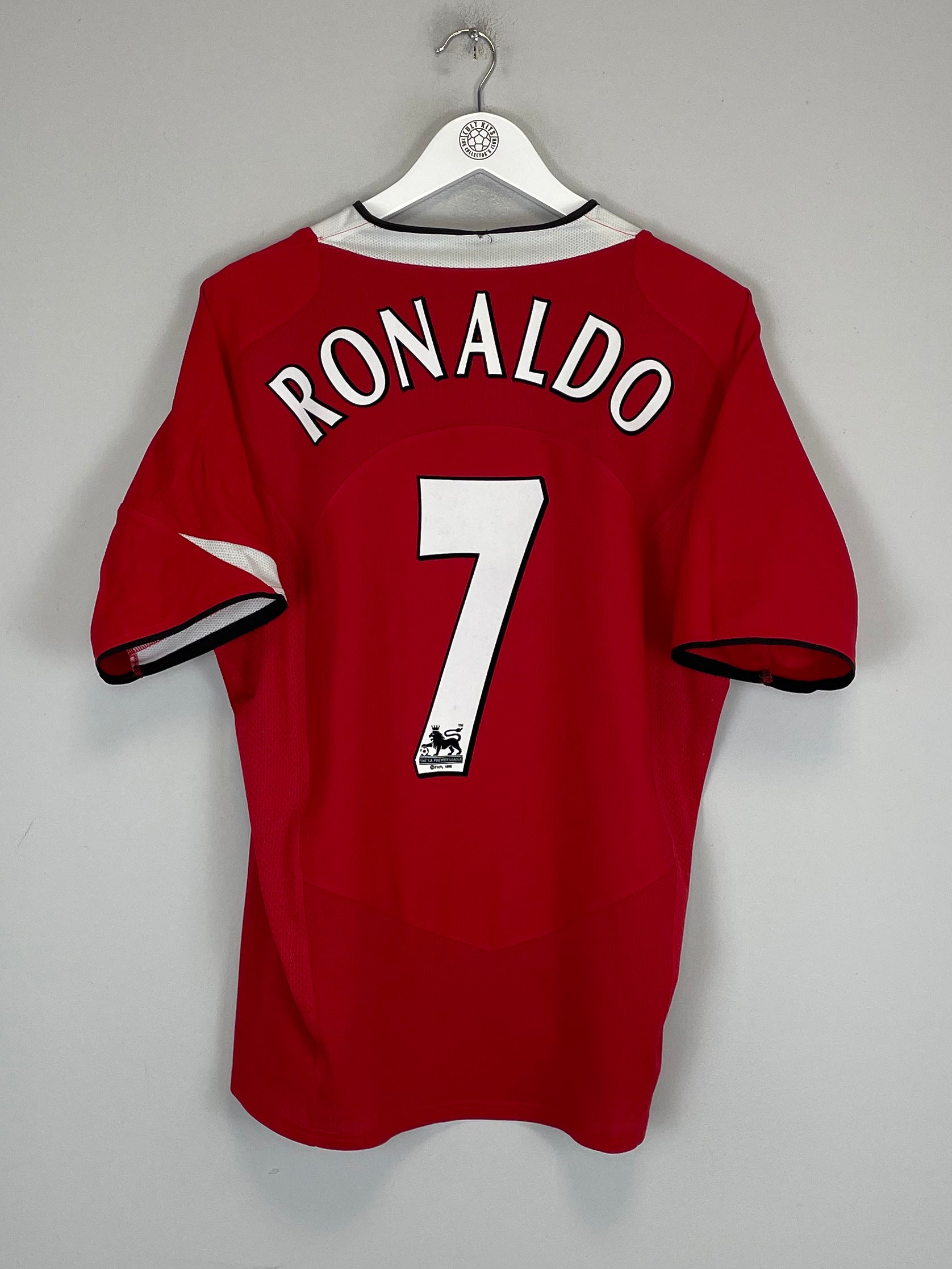 Shop 2004/05 MANCHESTER UNITED RONALDO #7 HOME SHIRT (L) NIKE, classic football shirts, vintage football shirts & retro soccer jerseys at Cult Kits