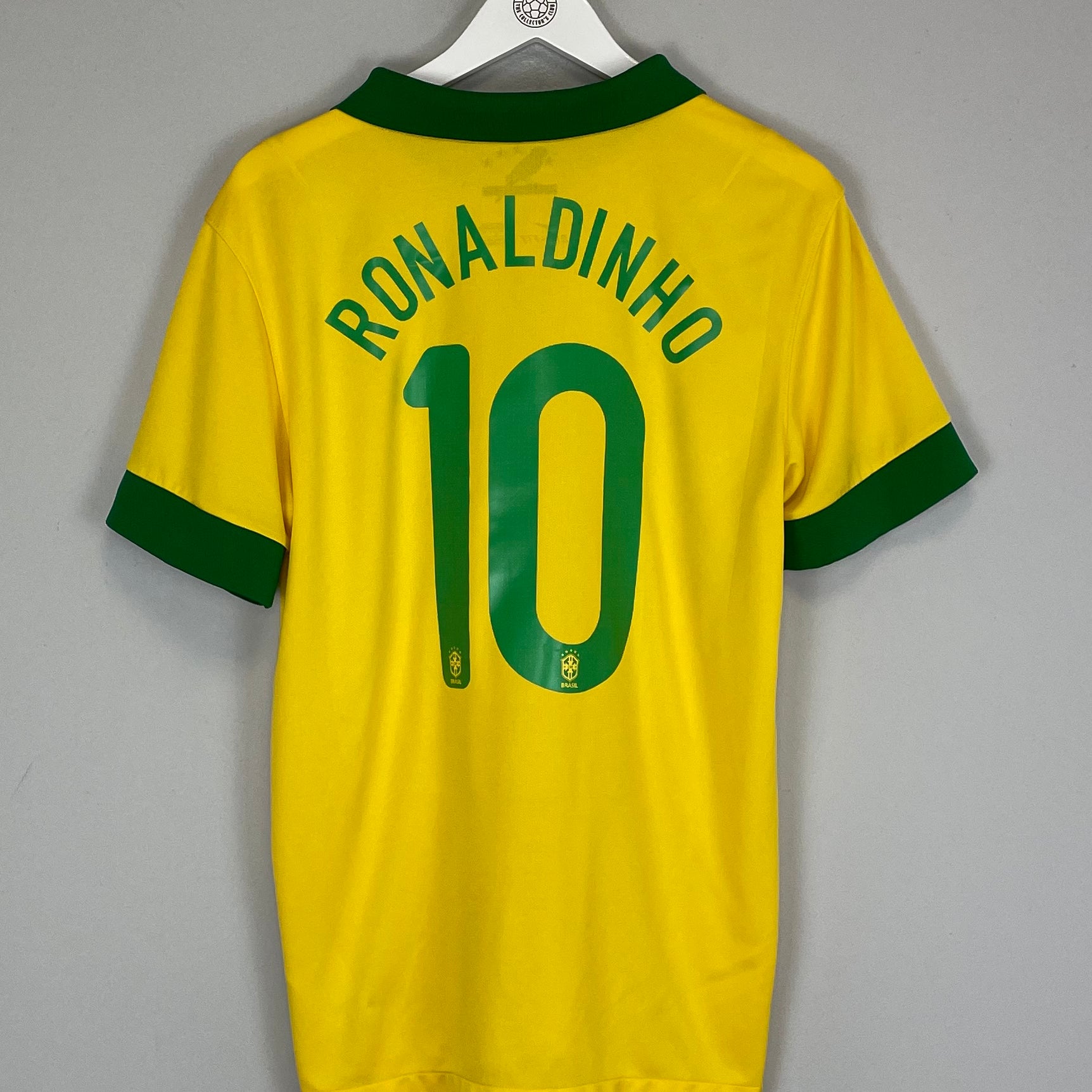 Shop 2013 BRAZIL RONALDINHO #10 HOME SHIRT (L) NIKE, classic football shirts, vintage football shirts & retro soccer jerseys at Cult Kits