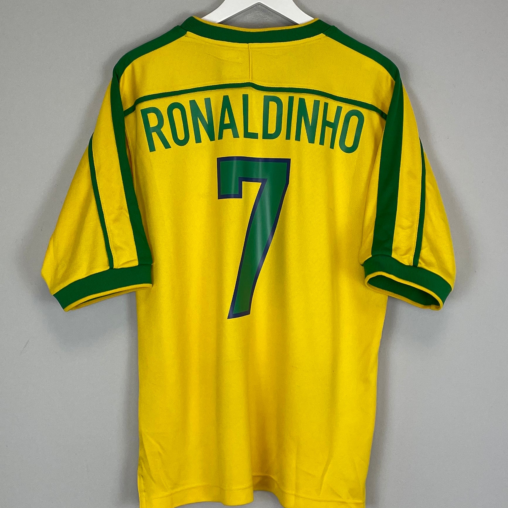 Shop 1998/00 BRAZIL RONALDINHO #7 HOME SHIRT (L) NIKE, classic football shirts, vintage football shirts & retro soccer jerseys at Cult Kits