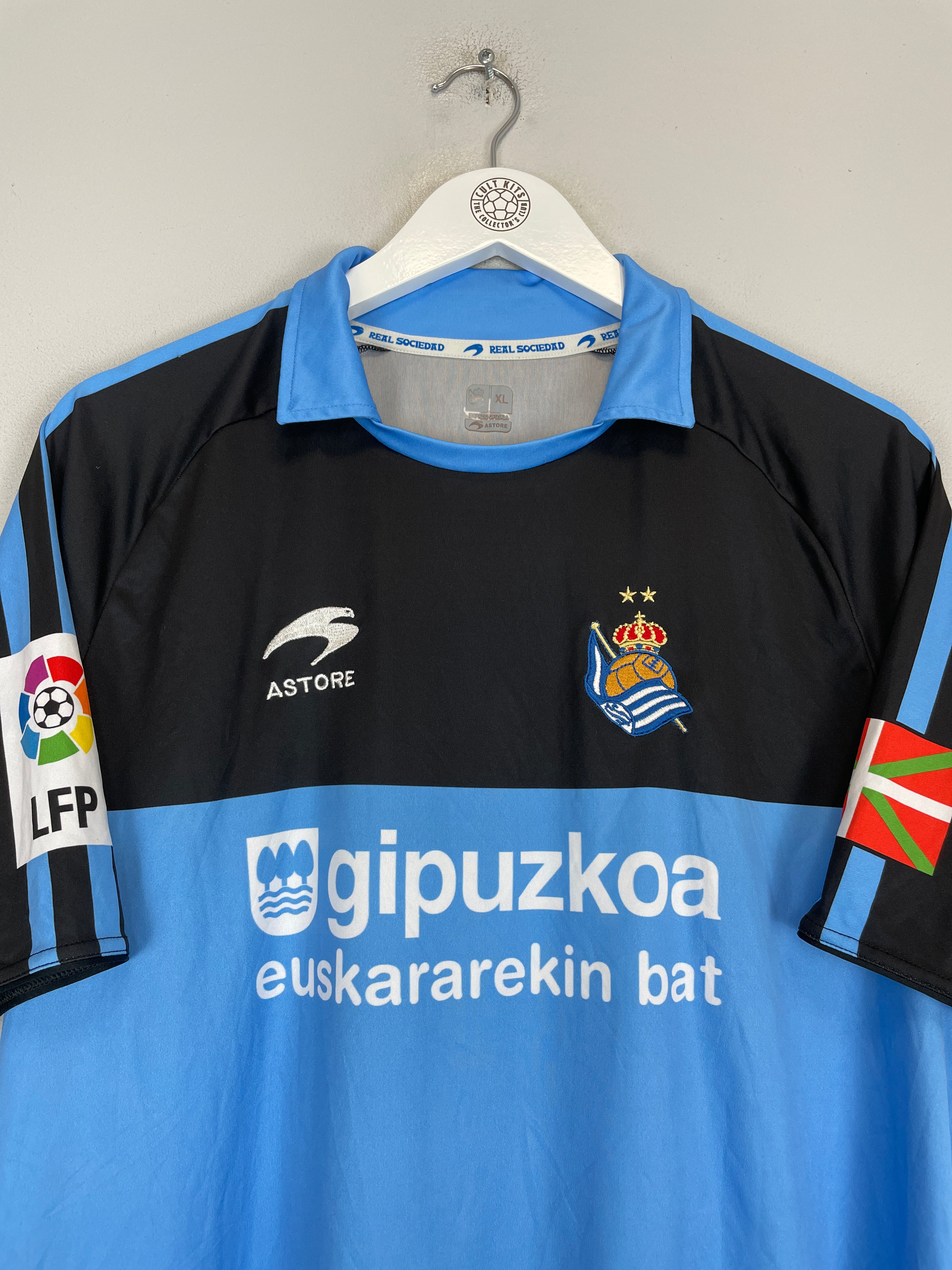 Shop 2010/11 REAL SOCIEDAD T.RAMIREZ #30 GK SHIRT (XL) ASTORE, classic football shirts, vintage football shirts & retro soccer jerseys at Cult Kits