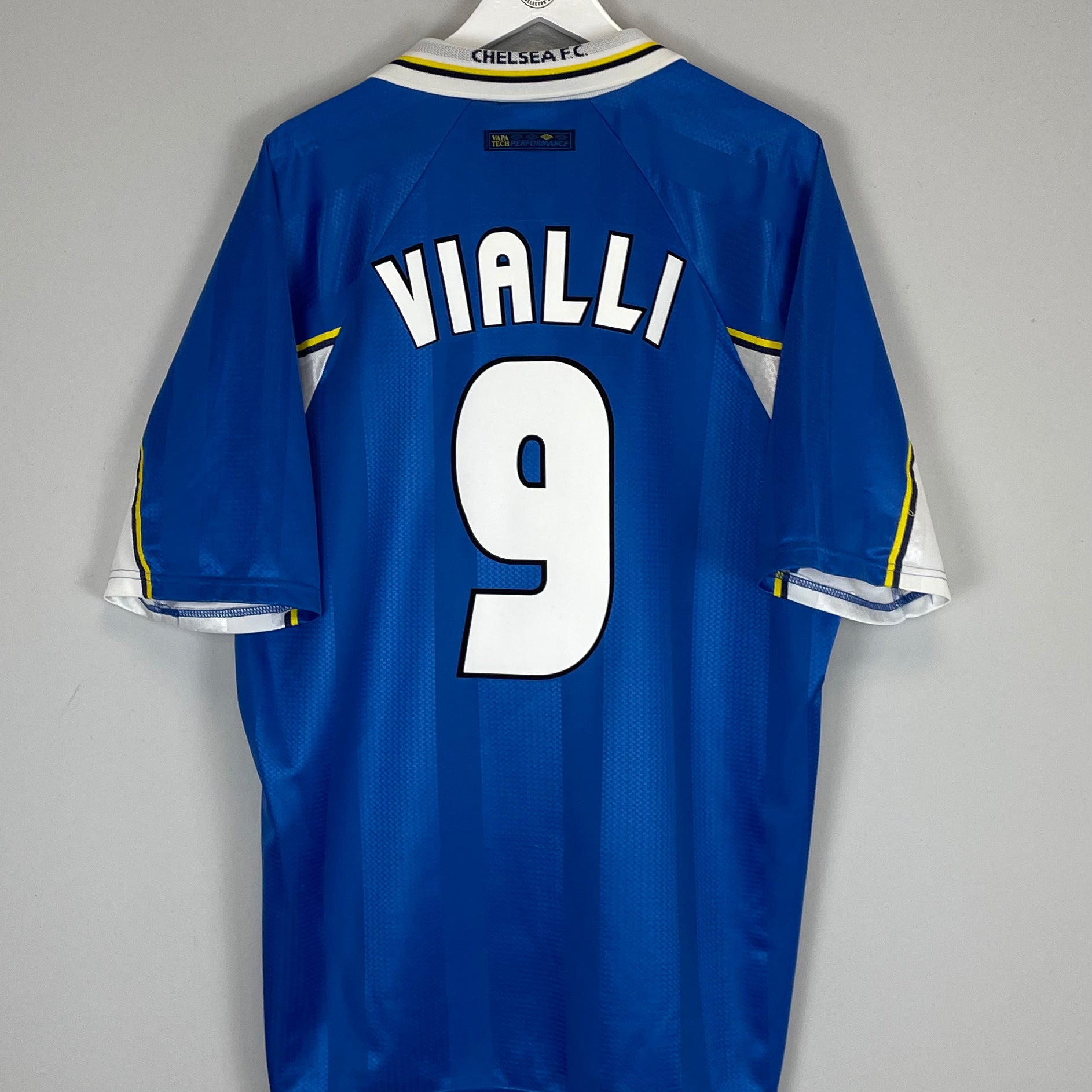 Shop 1997/99 CHELSEA VIALLI #9 HOME SHIRT (XXL) UMBRO, classic football shirts, vintage football shirts & retro soccer jerseys at Cult Kits