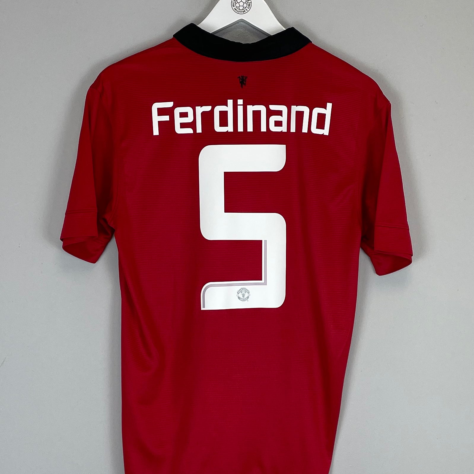 Shop 2013/14 MANCHESTER UNITED FERDINAND #6 HOME SHIRT (M) NIKE, classic football shirts, vintage football shirts & retro soccer jerseys at Cult Kits