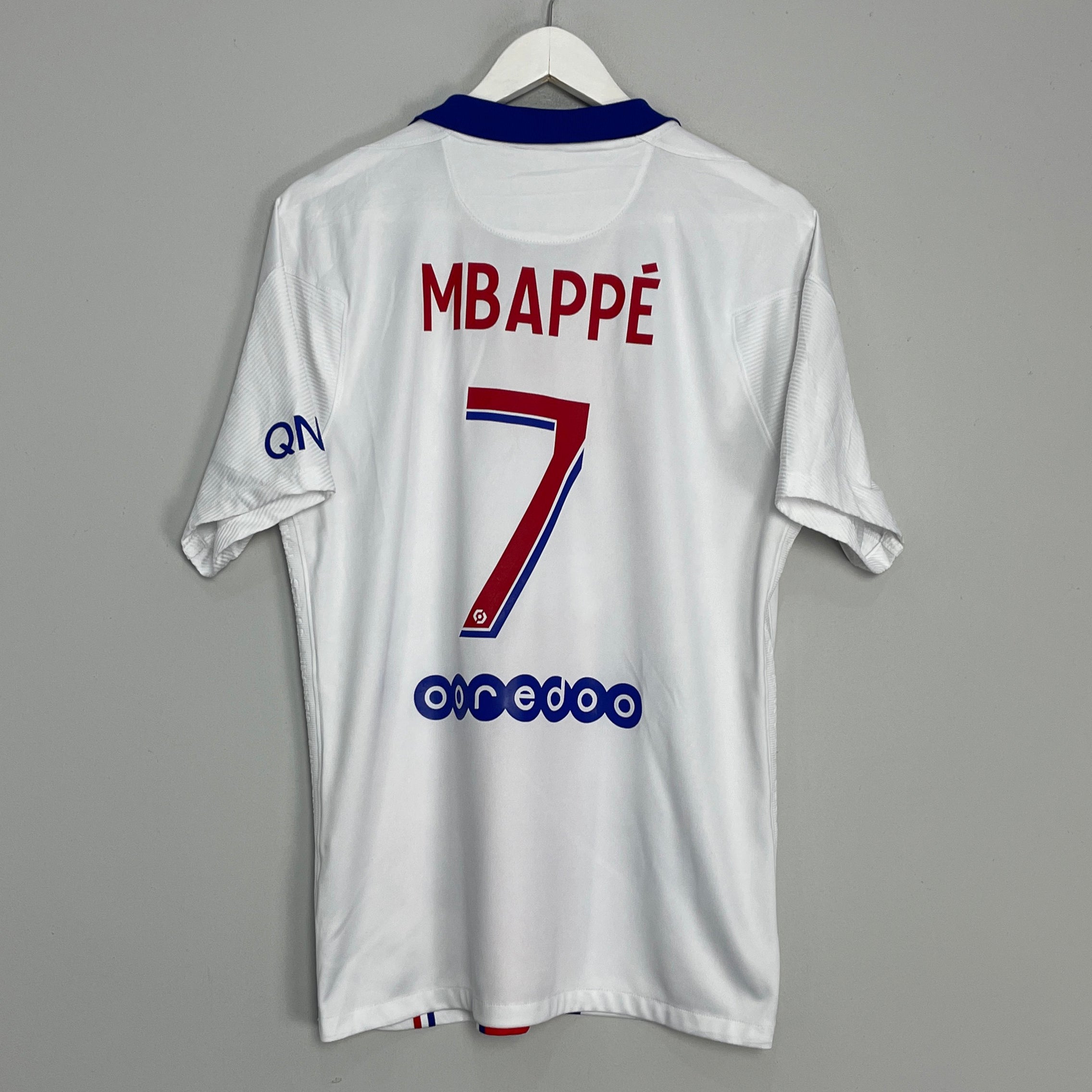 Shop 2020/21 PSG MBAPPE #7 AWAY SHIRT (M) NIKE, classic football shirts, vintage football shirts & retro soccer jerseys at Cult Kits