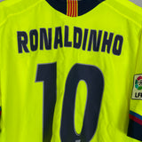 Shop 2005/06 BARCELONA RONALDINHO #10 AWAY SHIRT (XL) NIKE, classic football shirts, vintage football shirts & retro soccer jerseys at Cult Kits