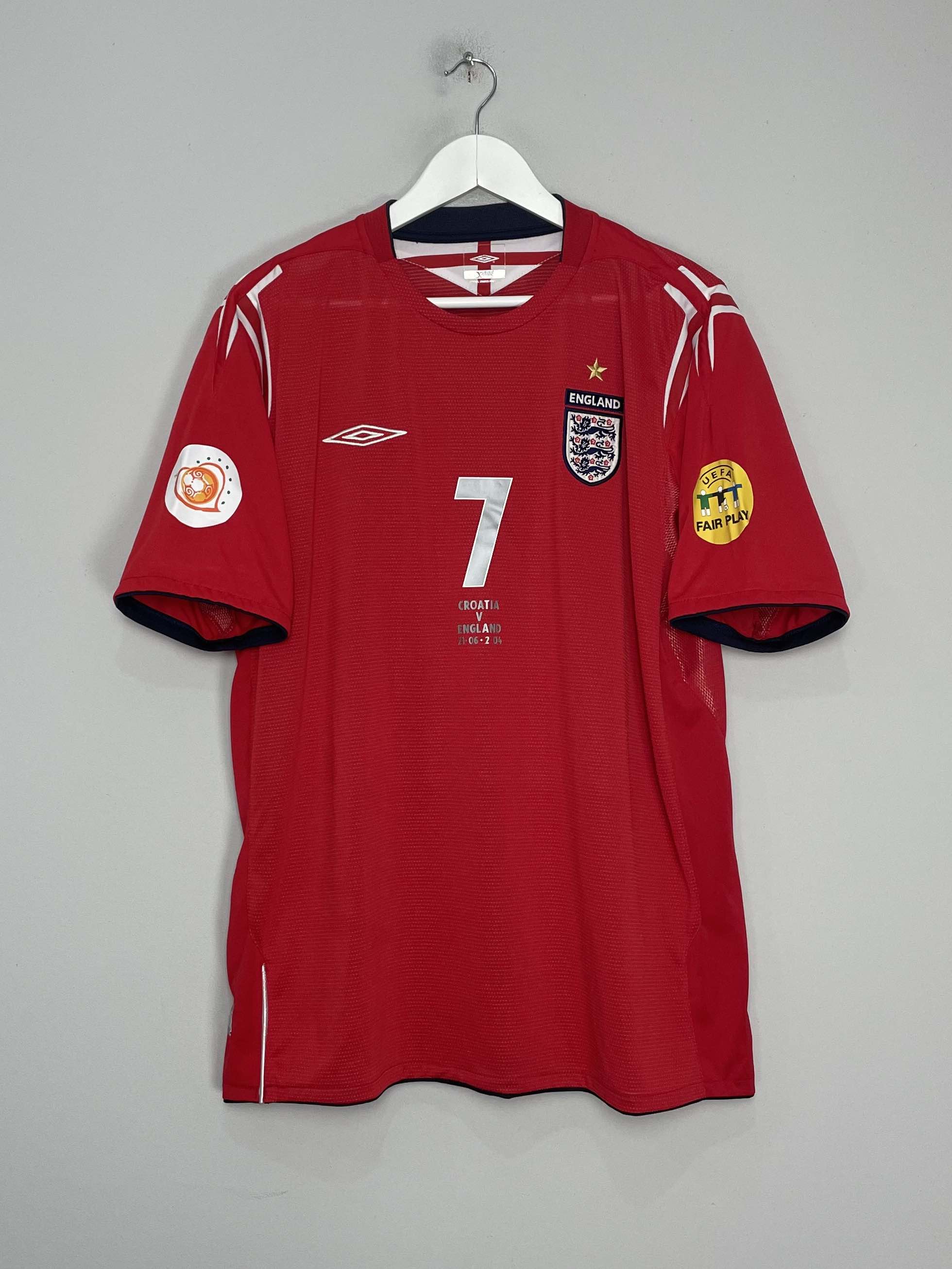Shop 2004/06 ENGLAND BECKHAM #7 AWAY SHIRT (XL) UMBRO, classic football shirts, vintage football shirts & retro soccer jerseys at Cult Kits