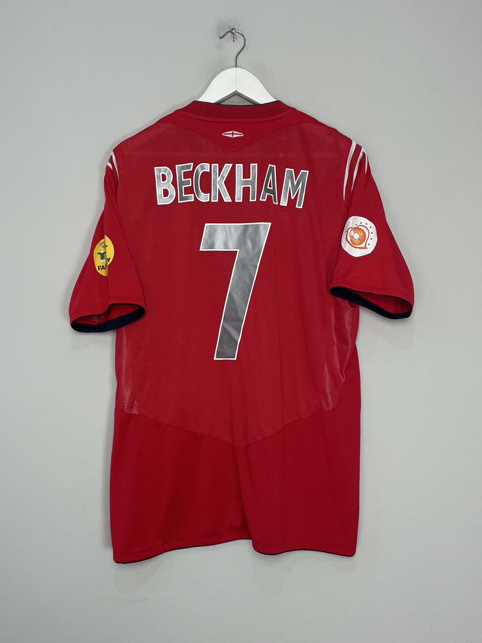 Shop 2004/06 ENGLAND BECKHAM #7 AWAY SHIRT (XL) UMBRO, classic football shirts, vintage football shirts & retro soccer jerseys at Cult Kits