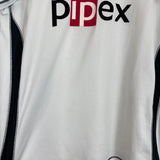 Shop 2006/07 FULHAM HOME SHIRT (XL) AIRNESS, classic football shirts, vintage football shirts & retro soccer jerseys at Cult Kits