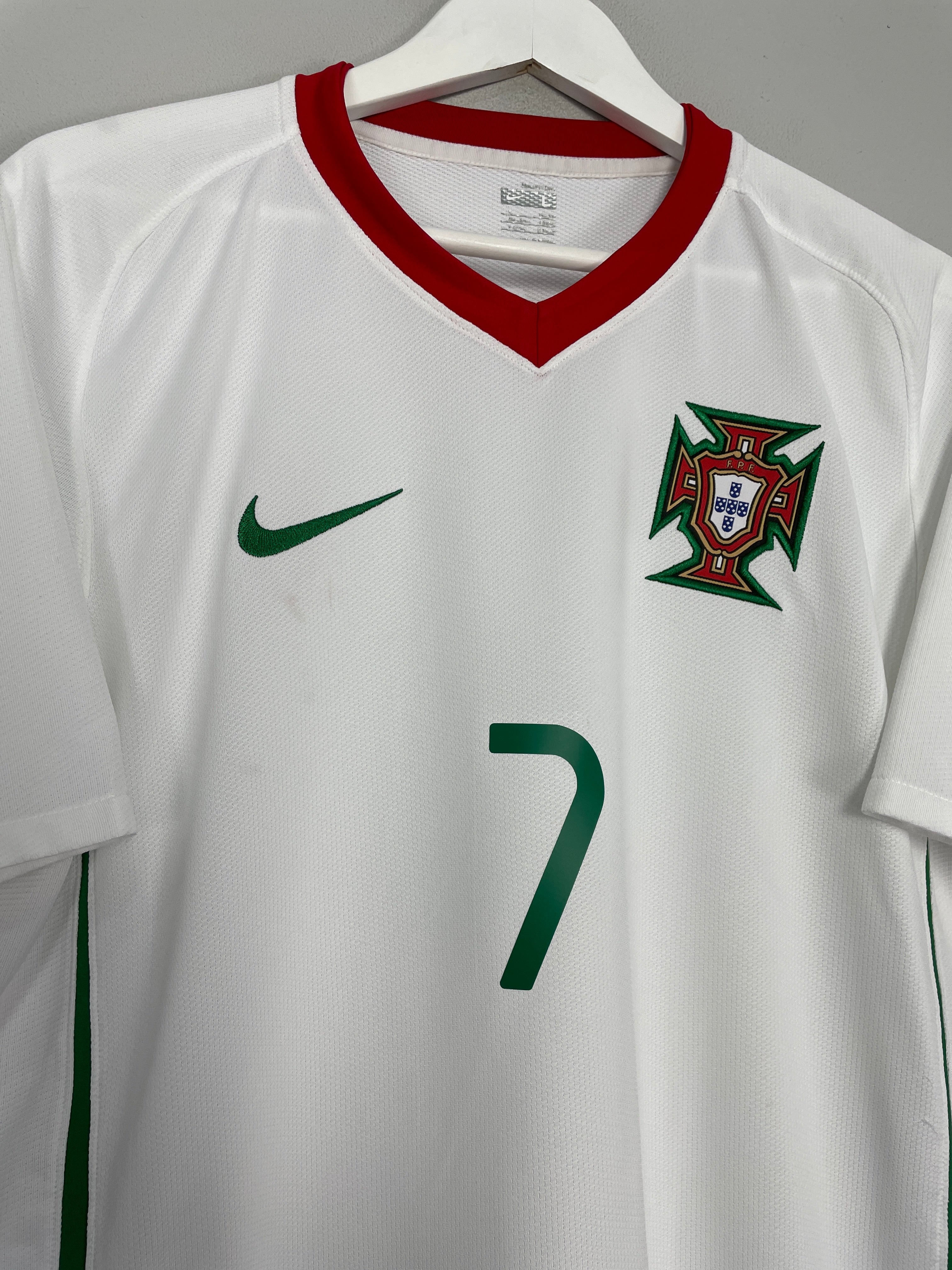 Shop 2008/10 PORTUGAL RONALDO #7 AWAY SHIRT (L) NIKE, classic football shirts, vintage football shirts & retro soccer jerseys at Cult Kits