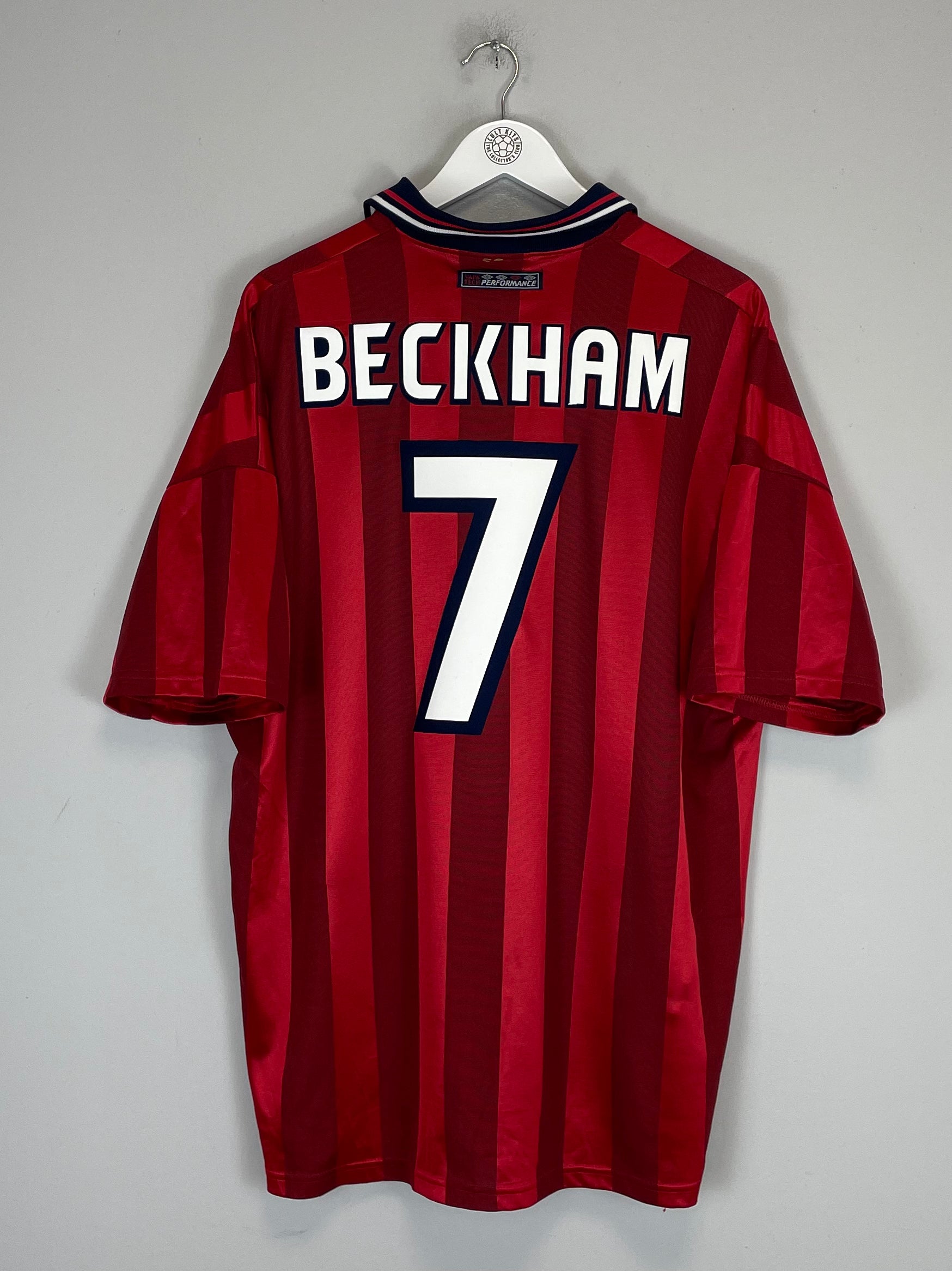 Shop 1997/99 ENGLAND BECKHAM #7 AWAY SHIRT (XL) UMBRO, classic football shirts, vintage football shirts & retro soccer jerseys at Cult Kits
