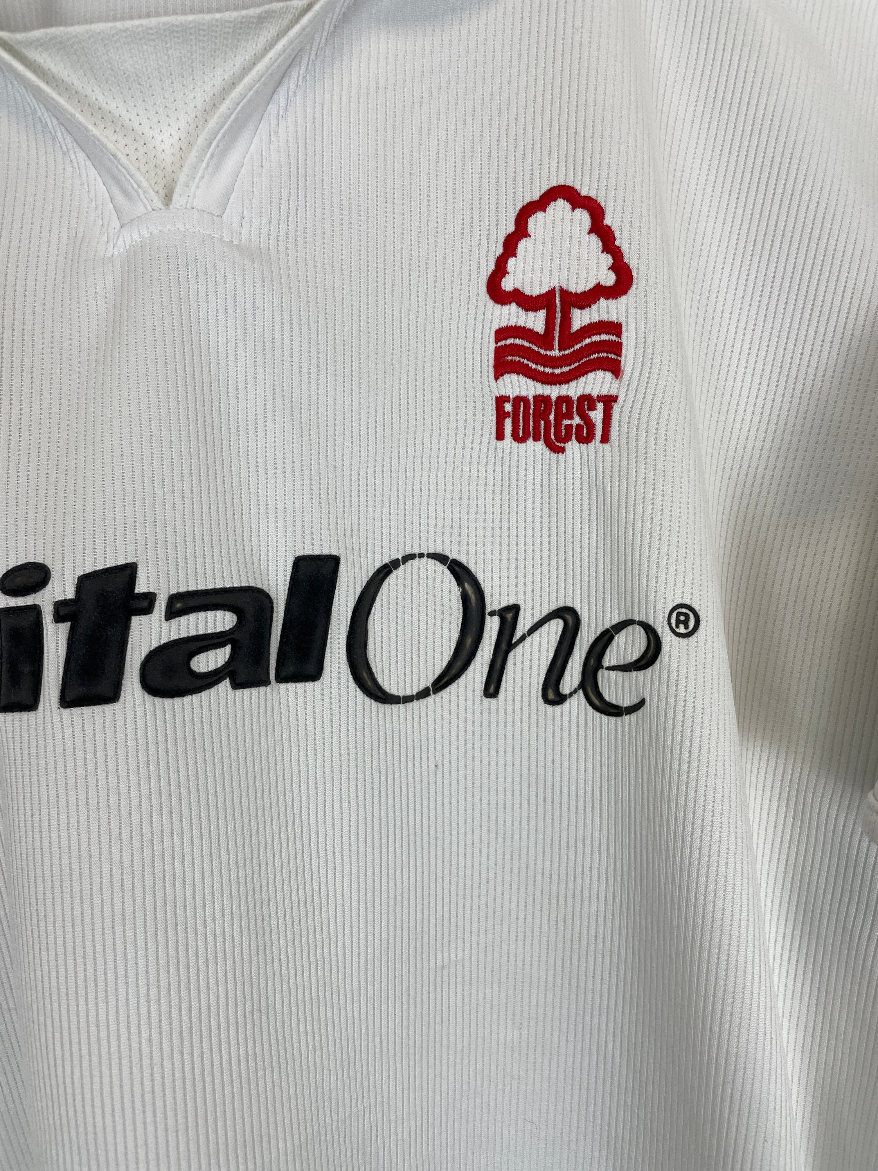 Shop 2003/04 NOTTINGHAM FOREST AWAY SHIRT (M) UMBRO, classic football shirts, vintage football shirts & retro soccer jerseys at Cult Kits