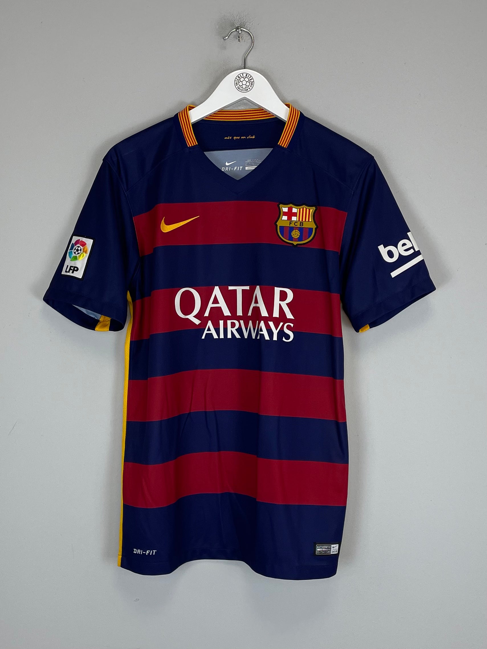 Shop 2015/16 BARCELONA SUAREZ #9 HOME SHIRT (M) NIKE, classic football shirts, vintage football shirts & retro soccer jerseys at Cult Kits