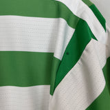 Shop 2004/05 CELTIC HOME SHIRT (L) UMBRO, classic football shirts, vintage football shirts & retro soccer jerseys at Cult Kits