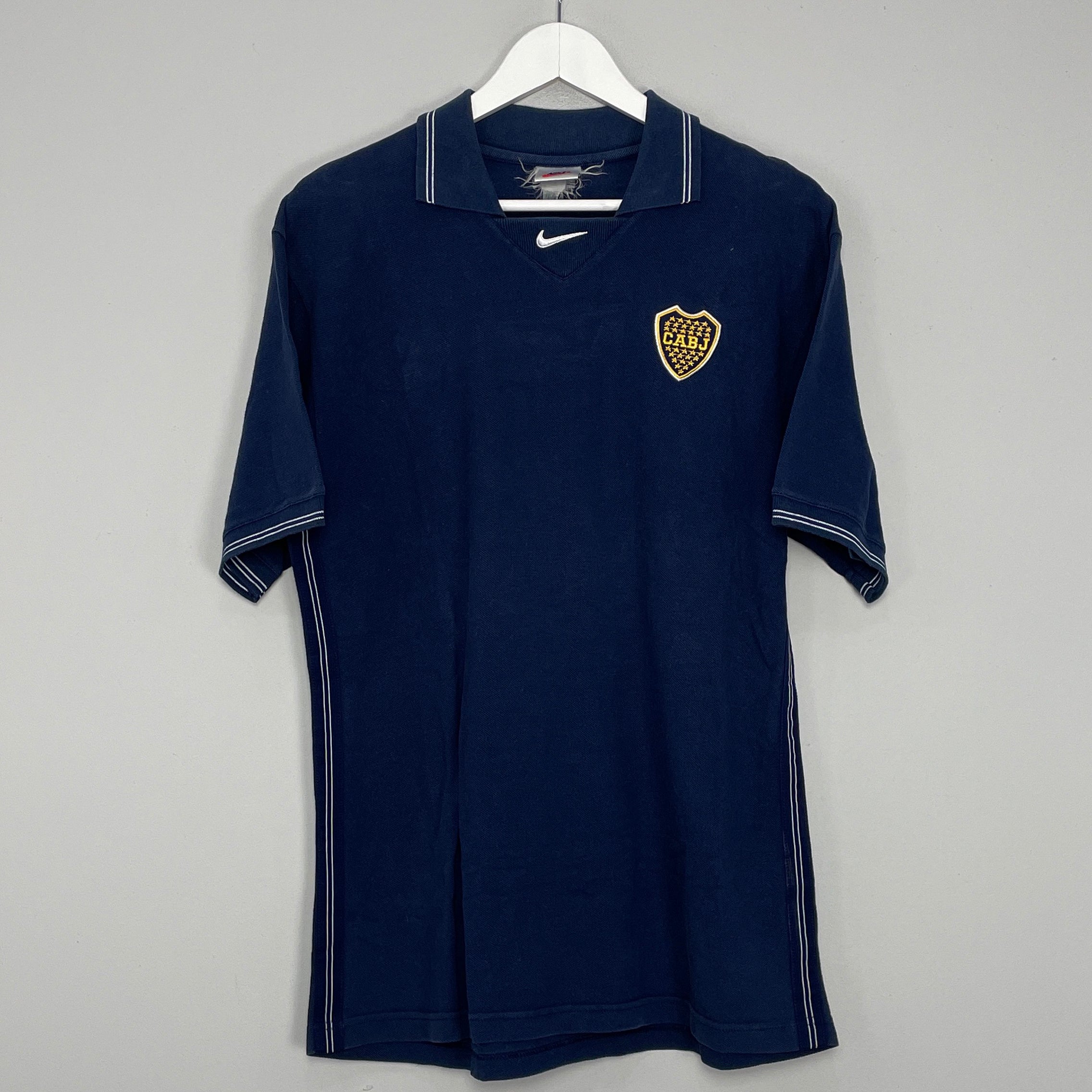 Shop 1998/00 BOCA JUNIORS TRAINING POLO SHIRT (L) NIKE, classic football shirts, vintage football shirts & retro soccer jerseys at Cult Kits