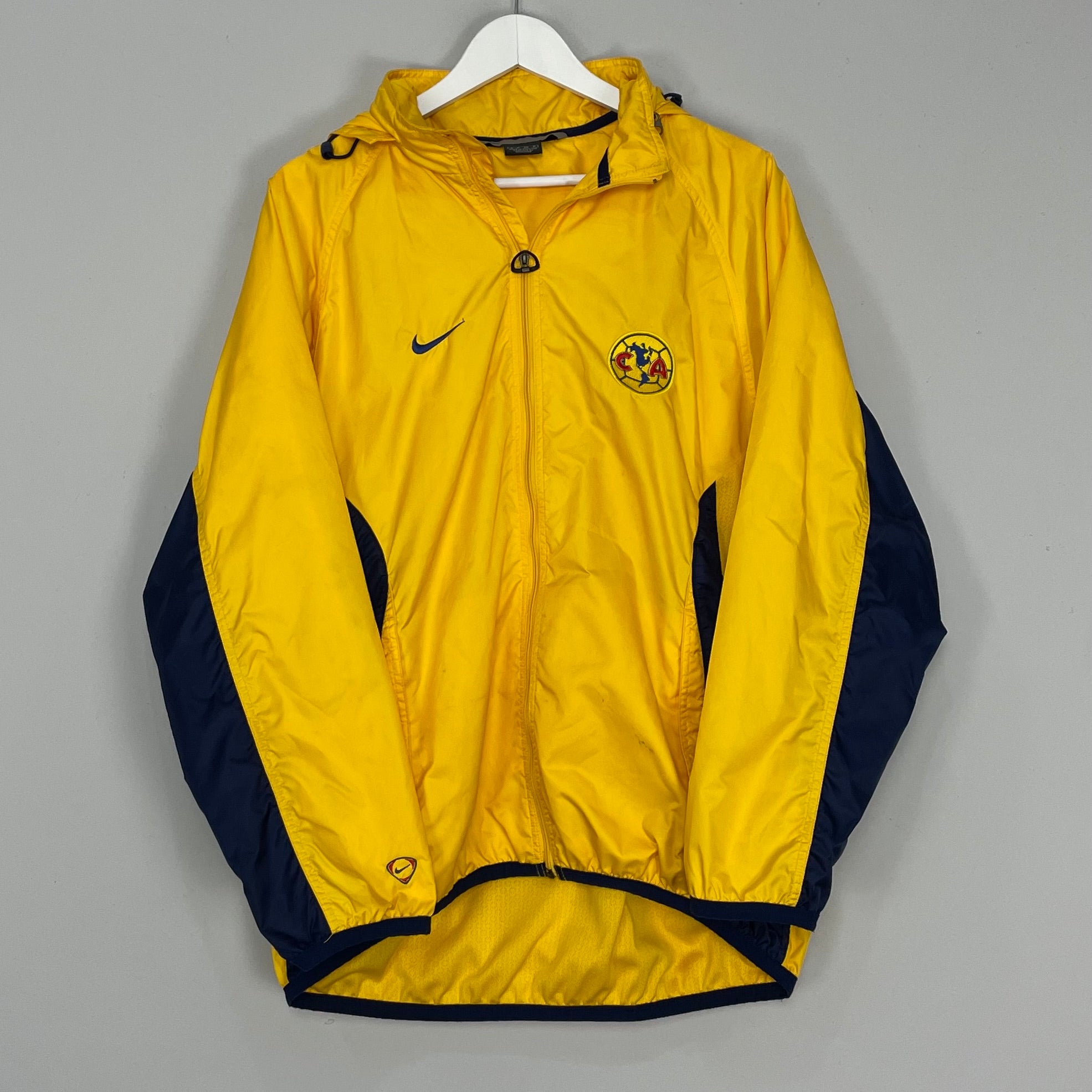 Shop 2001/02 CLUB AMERICA TRACK JACKET (S) NIKE, classic football shirts, vintage football shirts & retro soccer jerseys at Cult Kits