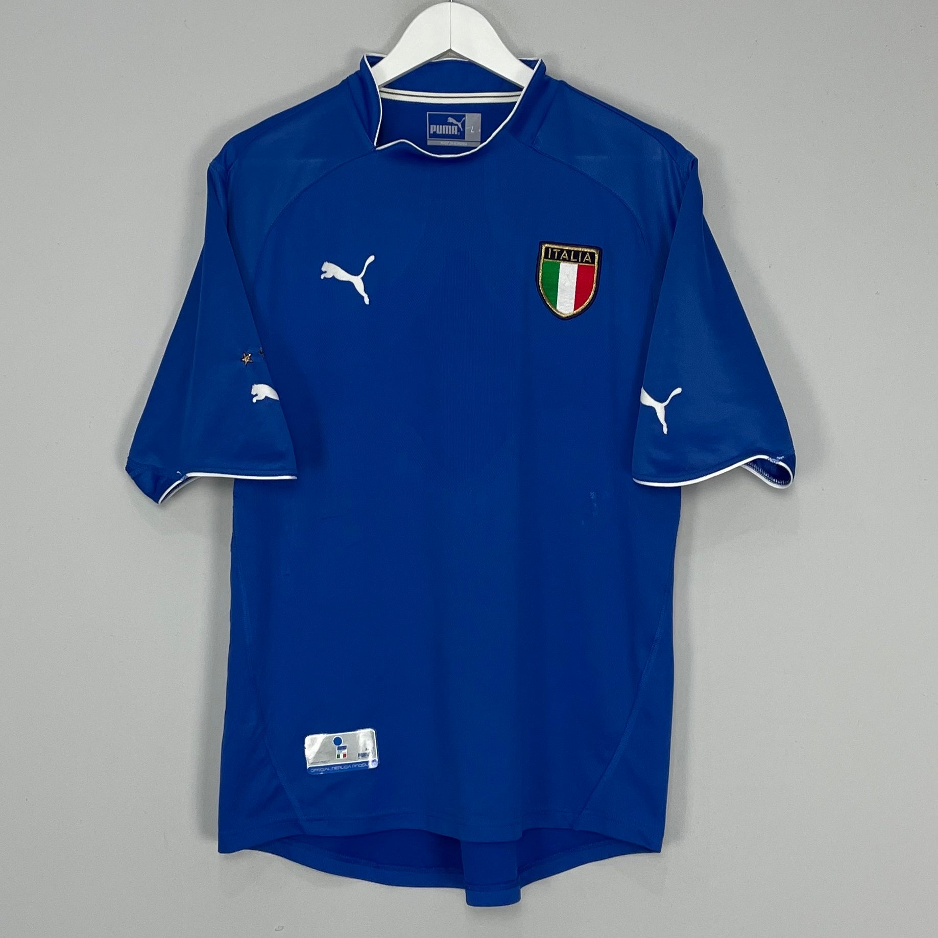 Shop 2003/04 ITALY HOME SHIRT (L) PUMA, classic football shirts, vintage football shirts & retro soccer jerseys at Cult Kits