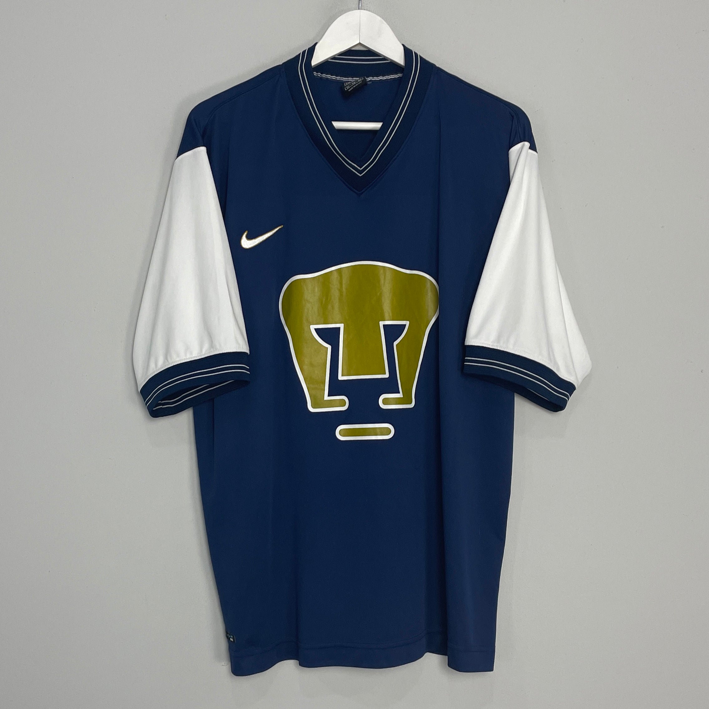 Shop 1998/99 UNAM PUMAS AWAY SHIRT (XL) NIKE, classic football shirts, vintage football shirts & retro soccer jerseys at Cult Kits