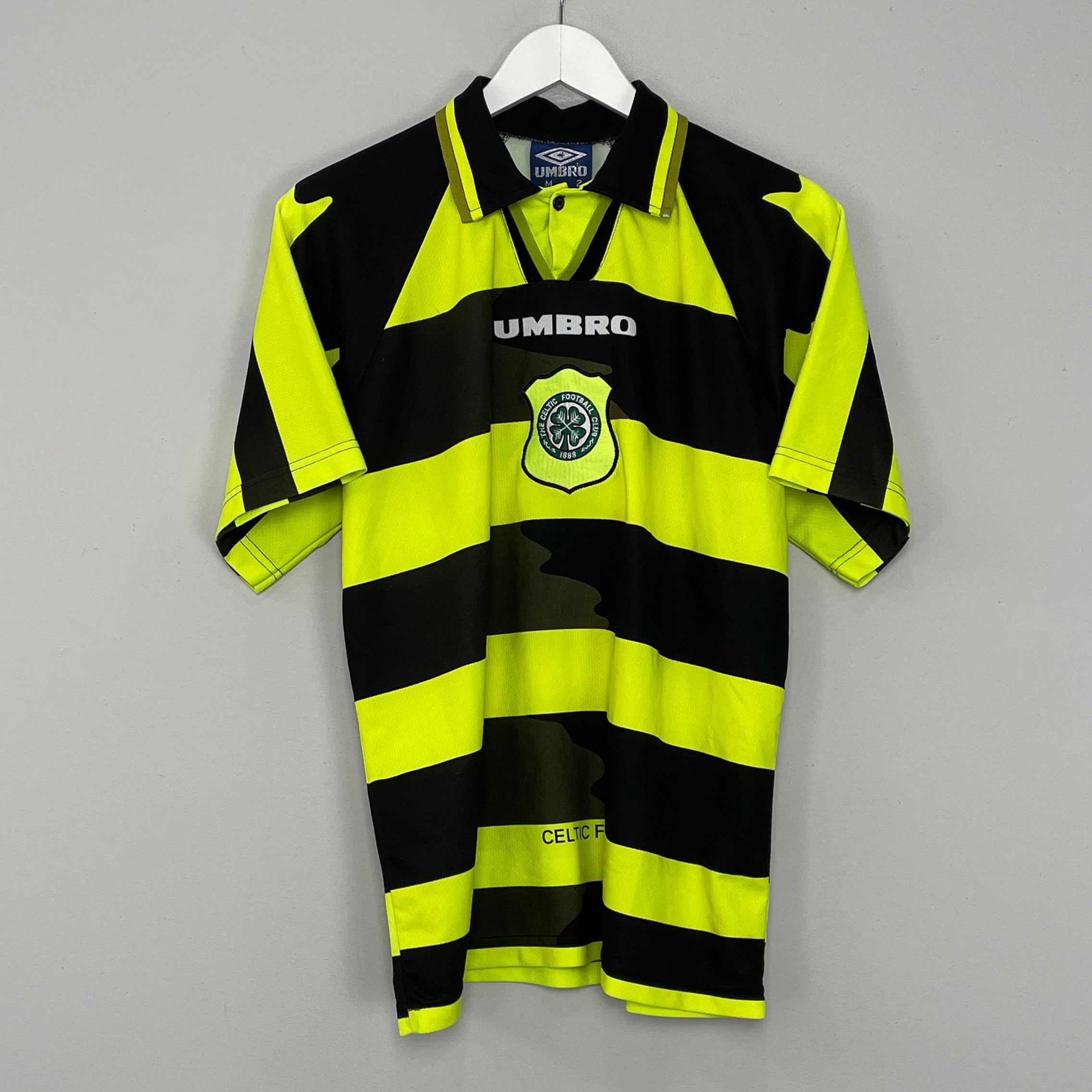 Shop 1996/98 CELTIC AWAY SHIRT (M) UMBRO, classic football shirts, vintage football shirts & retro soccer jerseys at Cult Kits