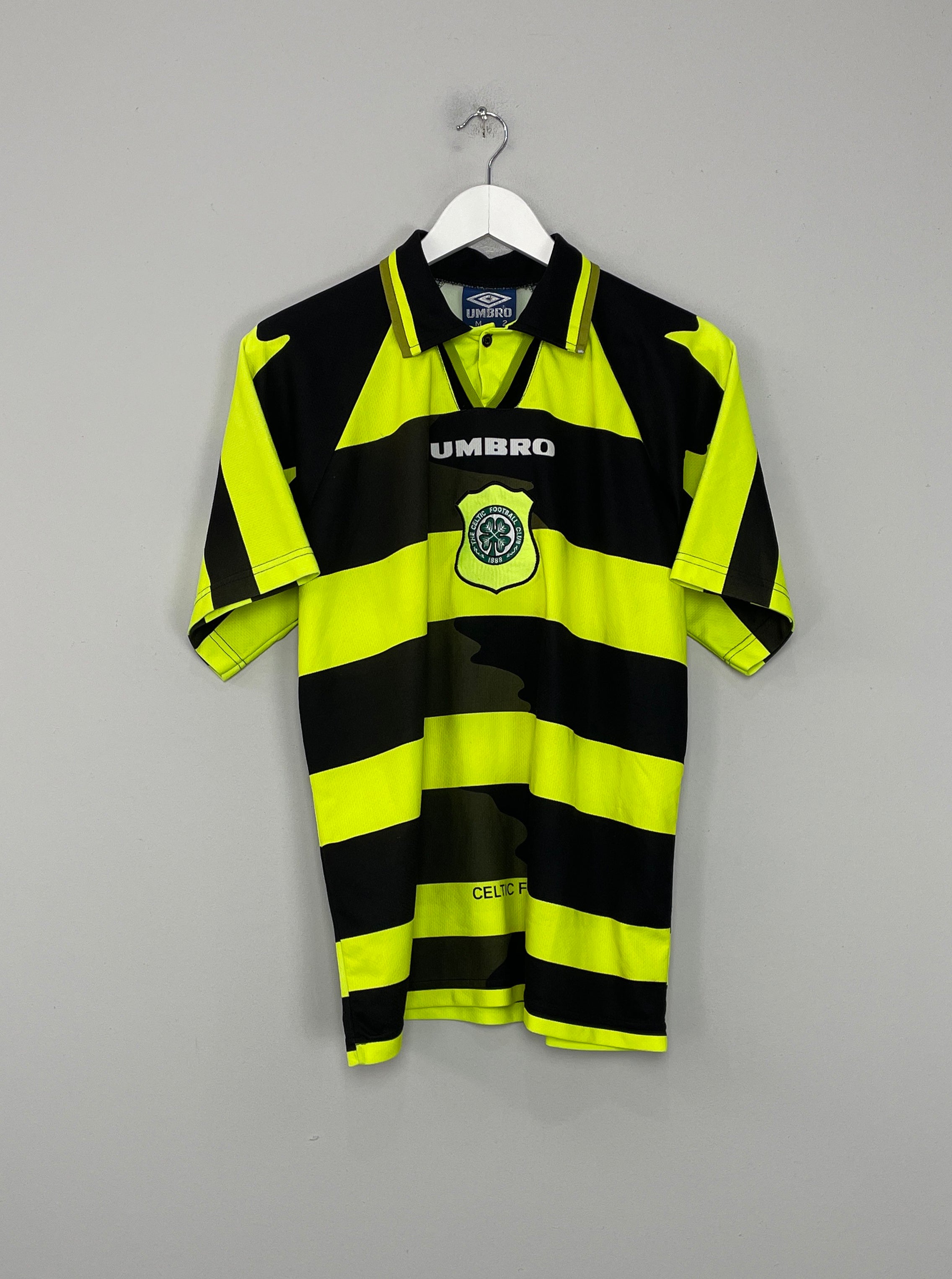 Shop 1996/98 CELTIC AWAY SHIRT (M) UMBRO, classic football shirts, vintage football shirts & retro soccer jerseys at Cult Kits