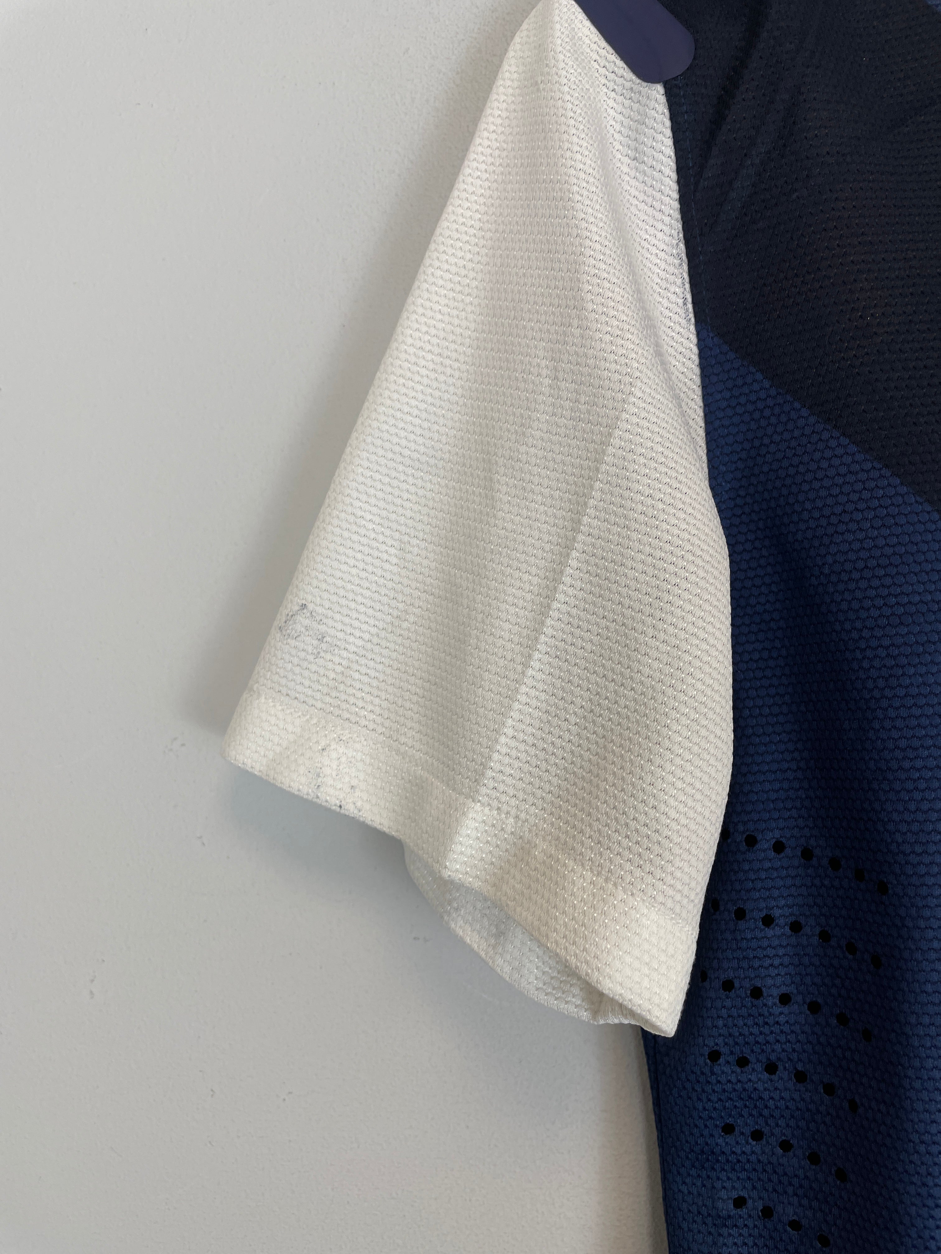 Shop 2012/14 USA DEMPSEY #8 *PLAYER ISSUE* AWAY SHIRT (M) NIKE, classic football shirts, vintage football shirts & retro soccer jerseys at Cult Kits