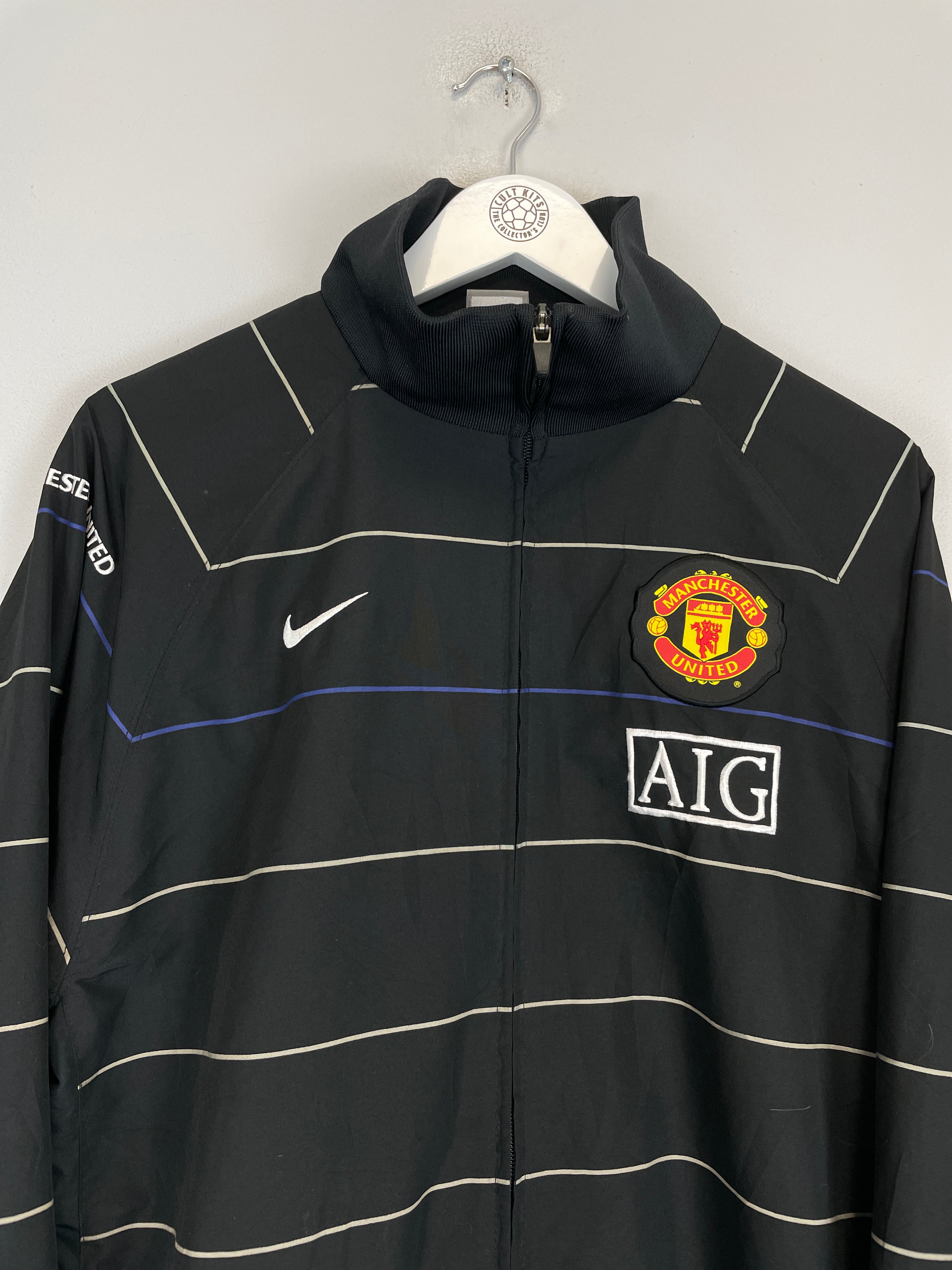 Shop 2008/09 MANCHESTER UNITED TRACK JACKET (XL) NIKE, classic football shirts, vintage football shirts & retro soccer jerseys at Cult Kits