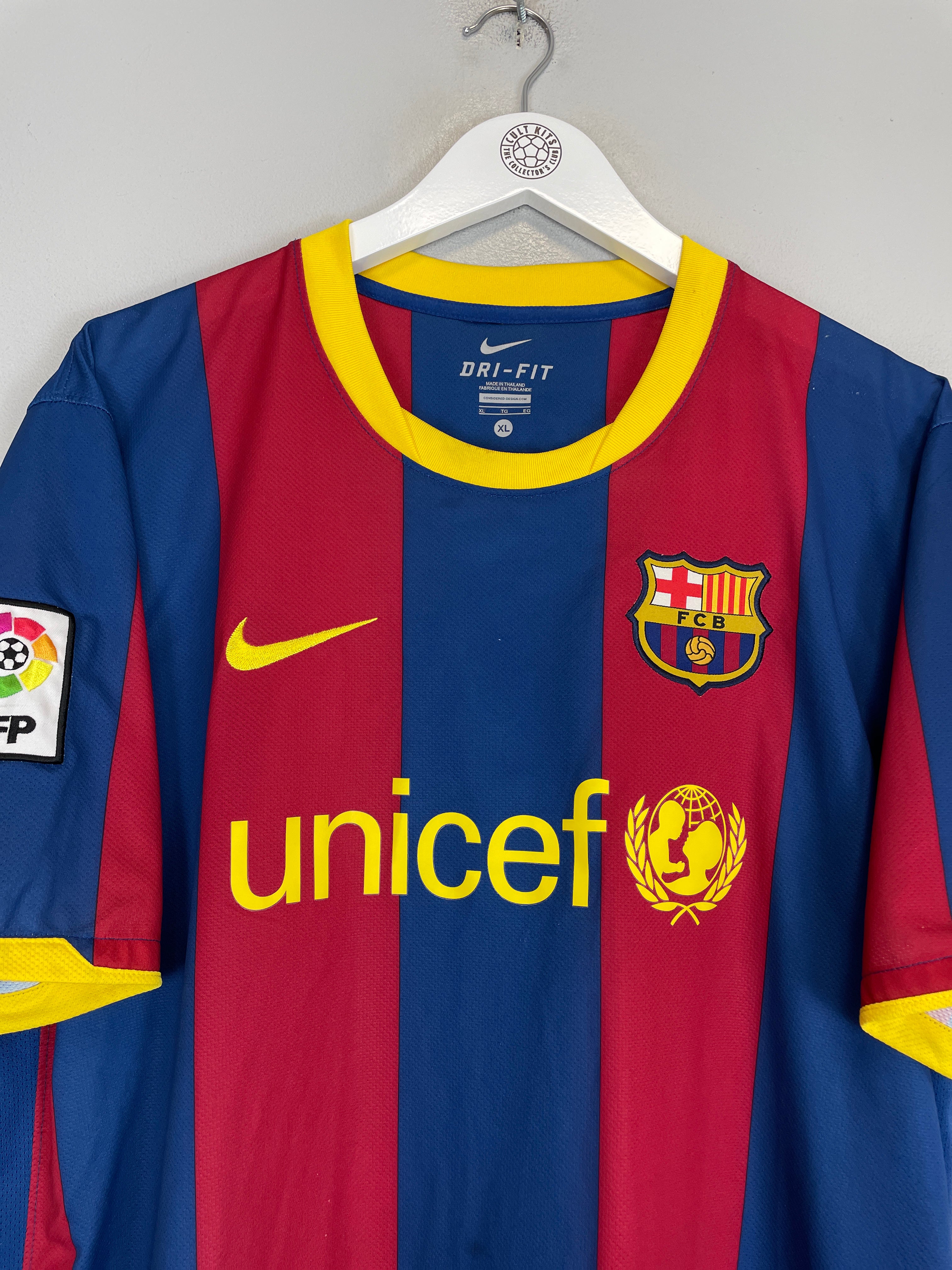 Shop 2010/11 BARCELONA MESSI #10 HOME SHIRT (XL) NIKE, classic football shirts, vintage football shirts & retro soccer jerseys at Cult Kits