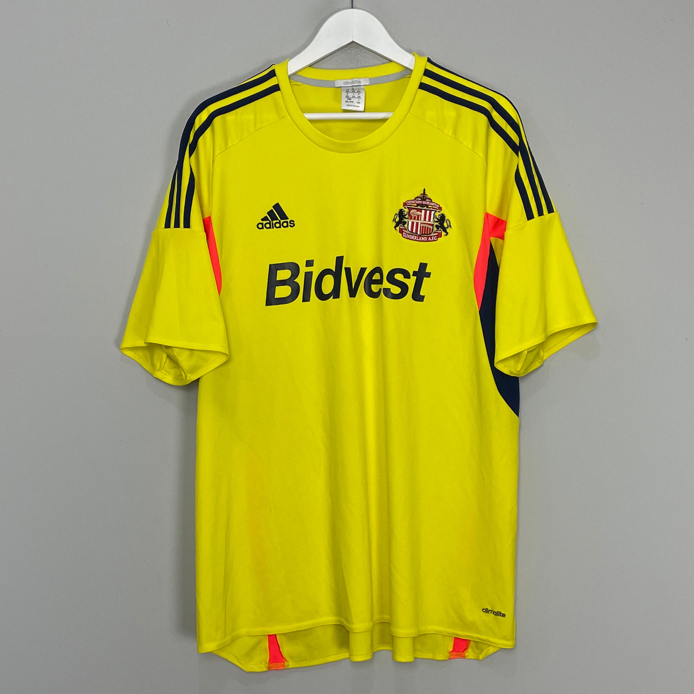 Shop 2013/14 SUNDERLAND AWAY SHIRT (XXL) ADIDAS, classic football shirts, vintage football shirts & retro soccer jerseys at Cult Kits