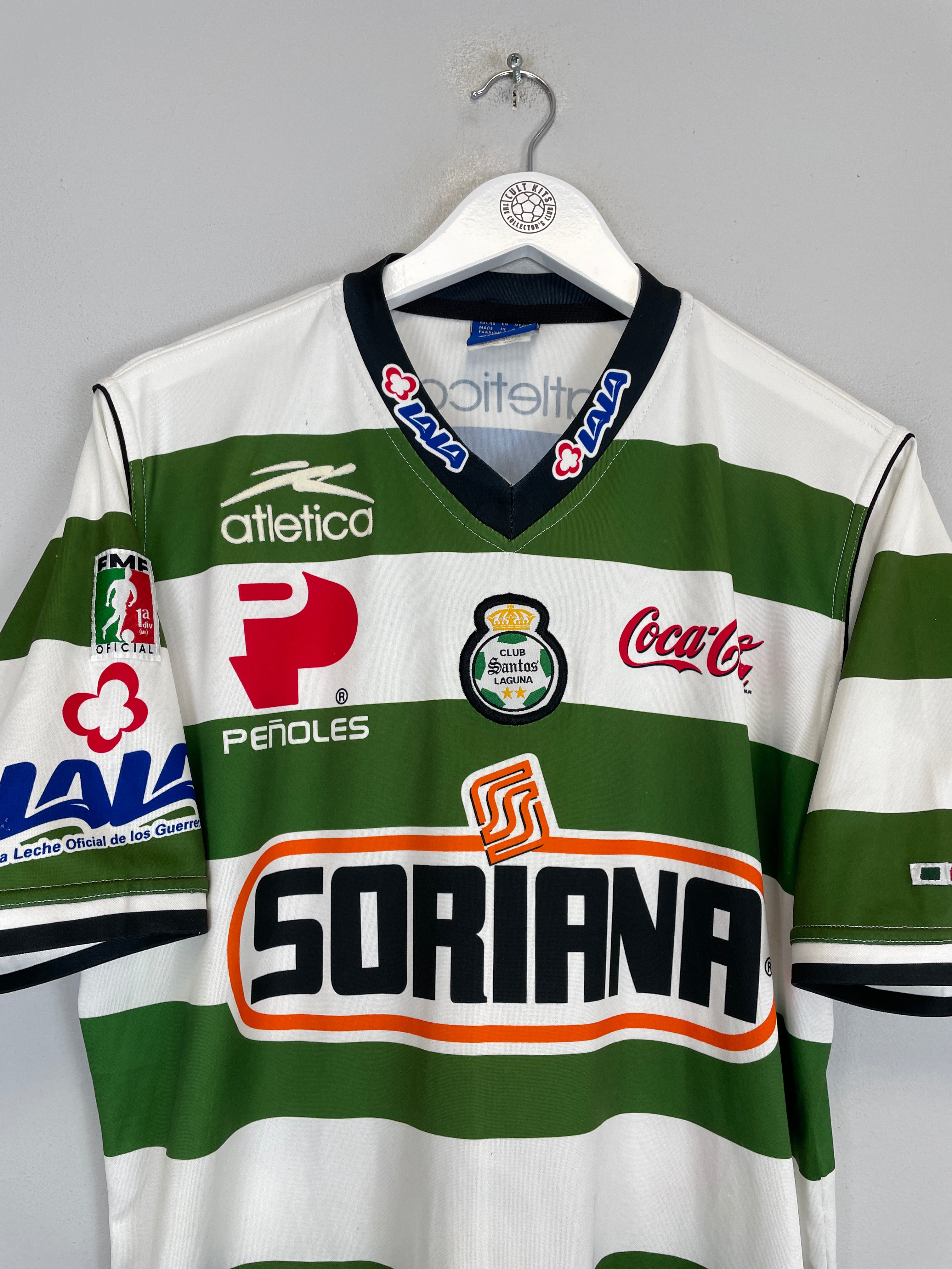 Shop 2003/04 SANTOS LAGUNA HOME SHIRT (M) ATLETICA, classic football shirts, vintage football shirts & retro soccer jerseys at Cult Kits