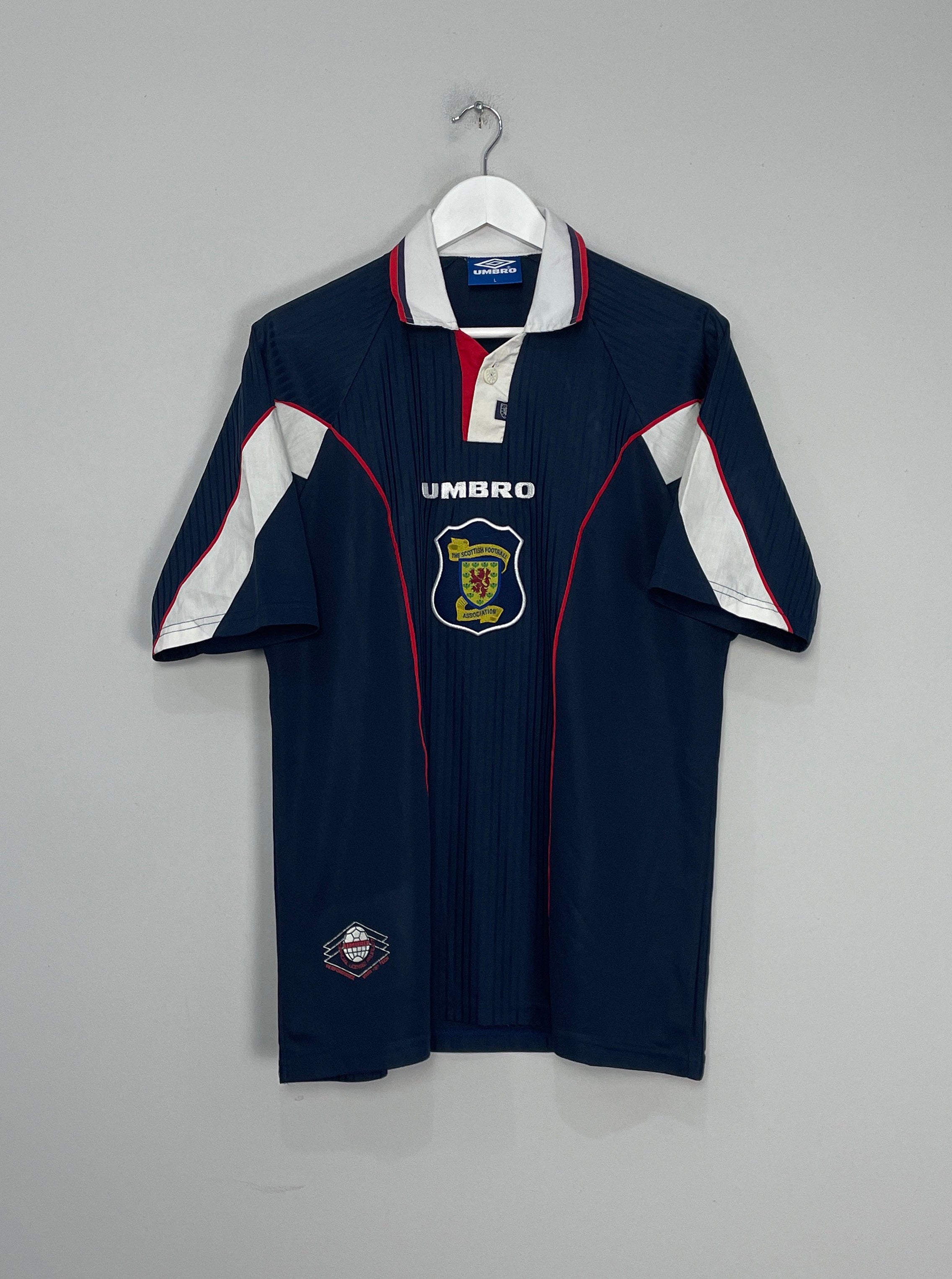 Shop 1996/98 SCOTLAND HOME SHIRT (L) UMBRO, classic football shirts, vintage football shirts & retro soccer jerseys at Cult Kits