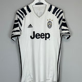 Shop 2016/17 JUVENTUS DYBALA #21 HOME SHIRT (M) ADIDAS, classic football shirts, vintage football shirts & retro soccer jerseys at Cult Kits