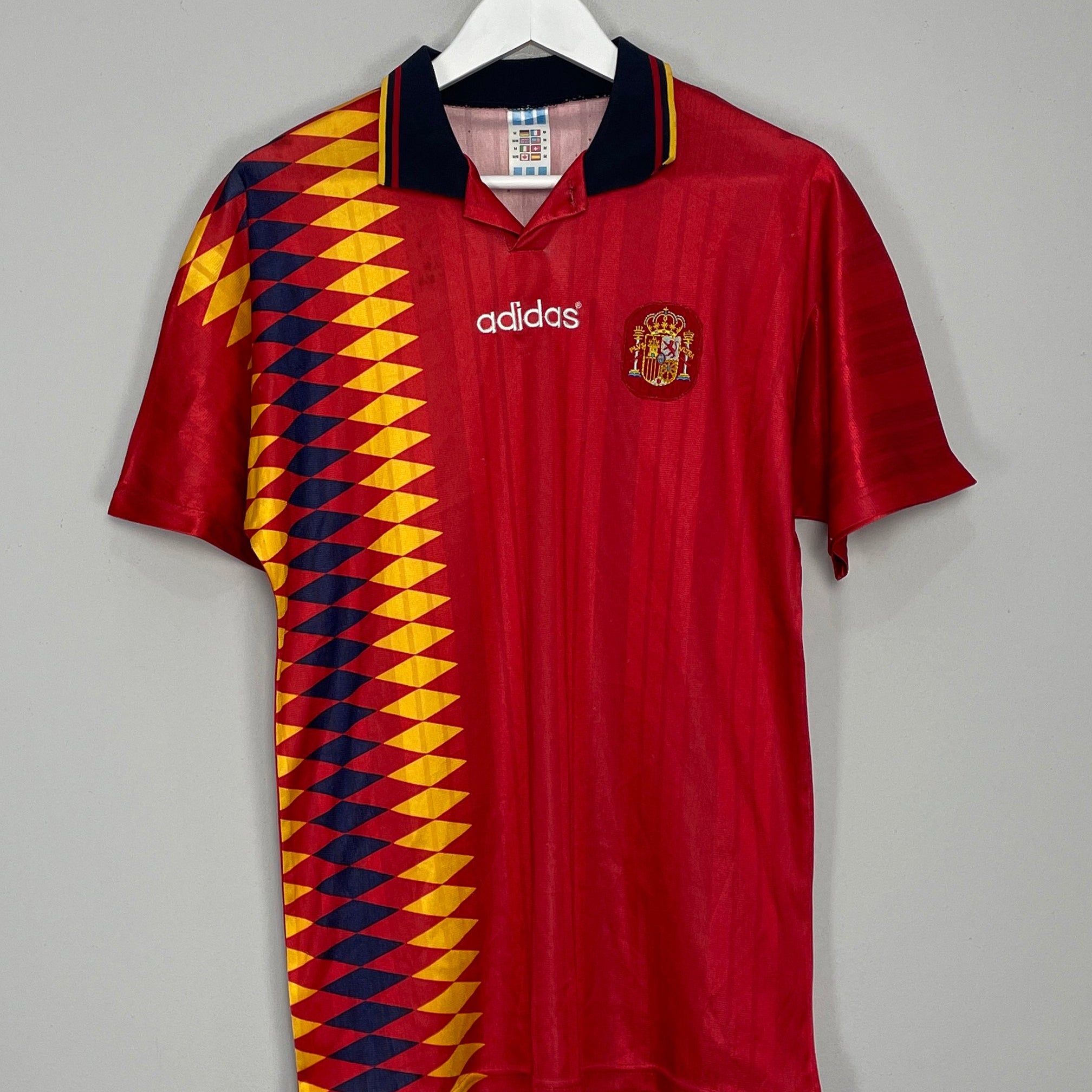 Shop 1994/96 SPAIN HOME SHIRT (M) ADIDAS, classic football shirts, vintage football shirts & retro soccer jerseys at Cult Kits