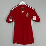 Shop 2010/12 HUNGARY HOME SHIRT (M) ADIDAS, classic football shirts, vintage football shirts & retro soccer jerseys at Cult Kits