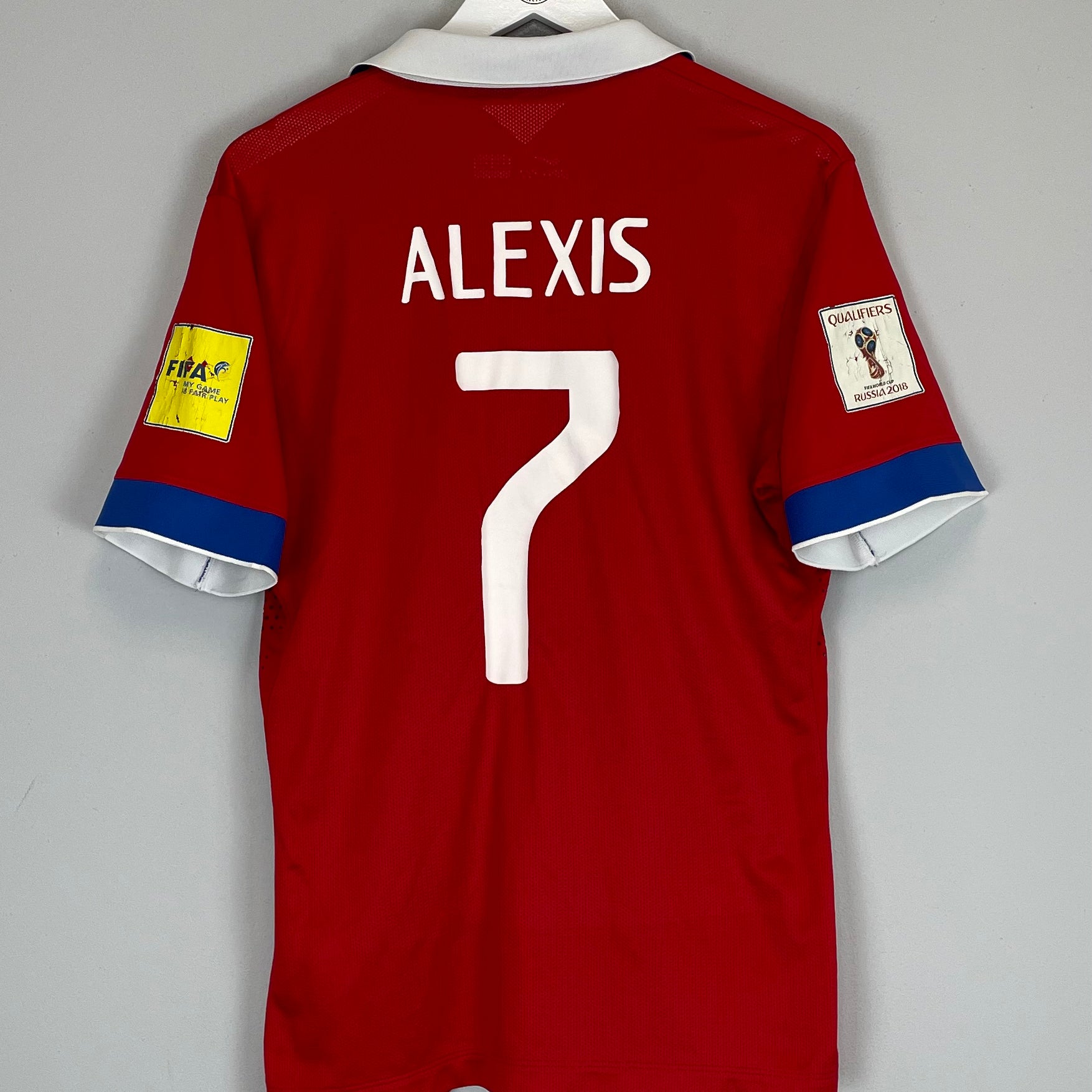 Shop 2015/16 CHILE ALEXIS #7 *AUTHENTIC* HOME SHIRT (M) NIKE, classic football shirts, vintage football shirts & retro soccer jerseys at Cult Kits