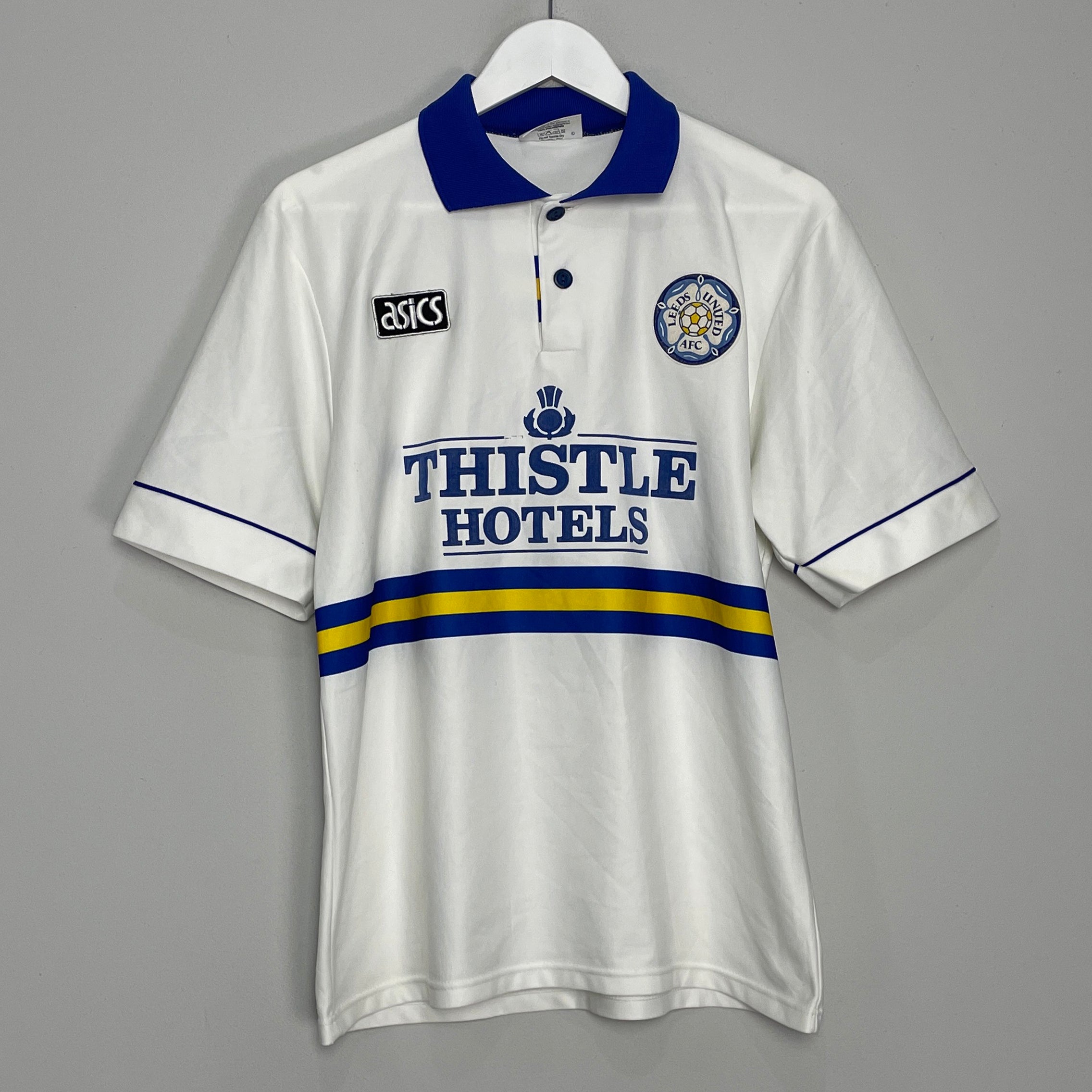 Shop 1993/95 LEEDS UNITED HOME SHIRT (M) ASICS, classic football shirts, vintage football shirts & retro soccer jerseys at Cult Kits