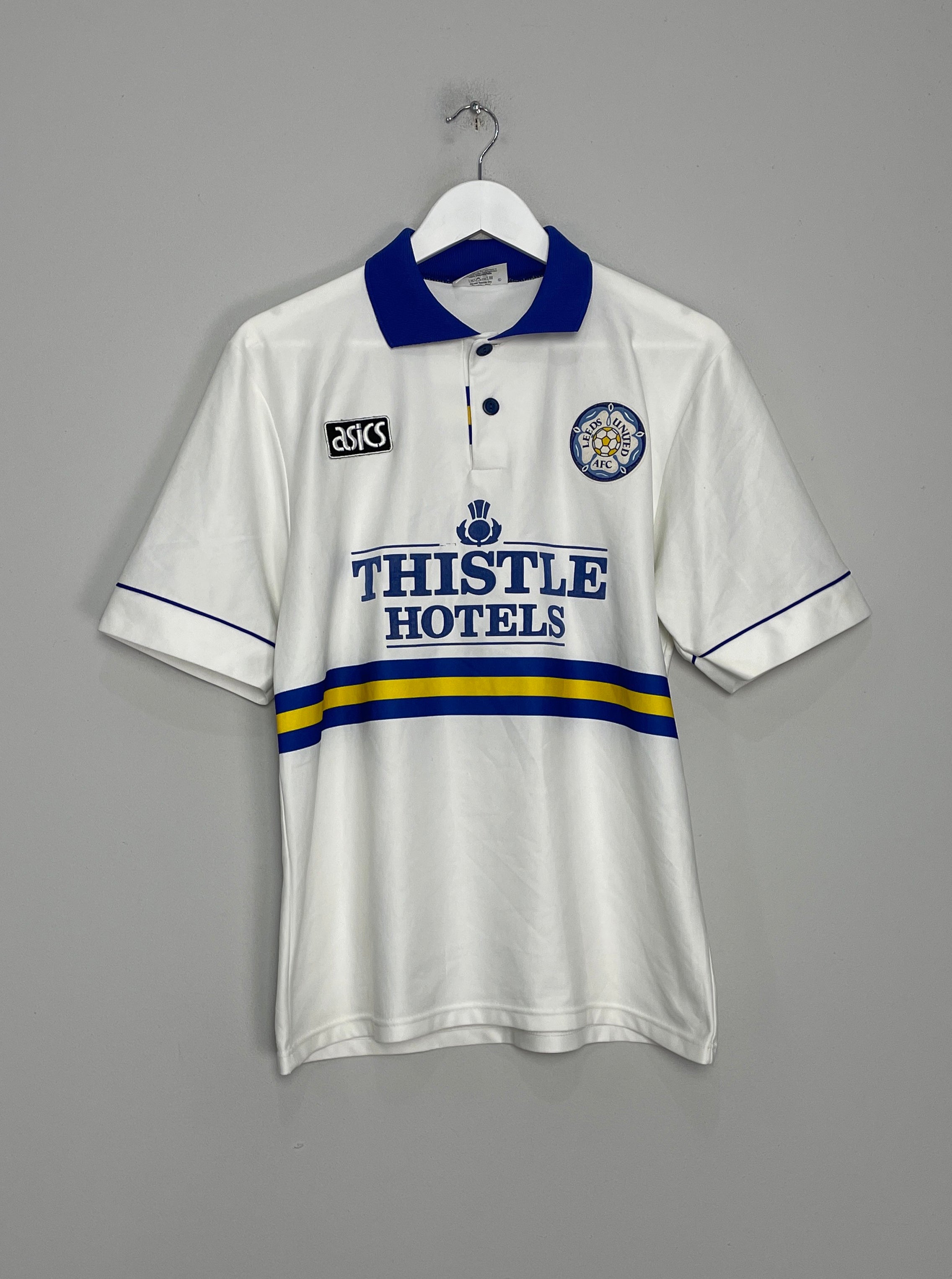Shop 1993/95 LEEDS UNITED HOME SHIRT (M) ASICS, classic football shirts, vintage football shirts & retro soccer jerseys at Cult Kits