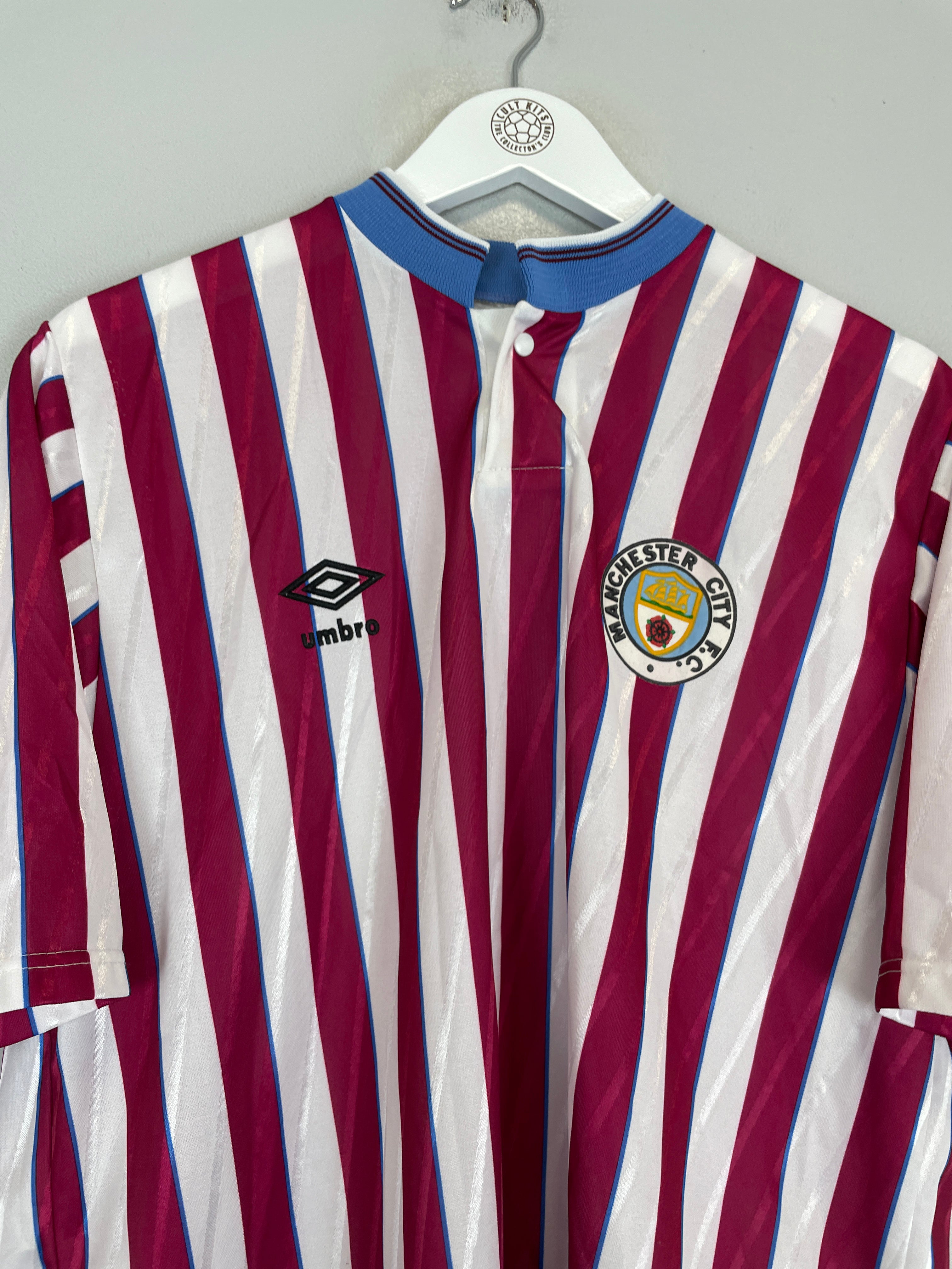 Shop 1988/90 MANCHESTER CITY AWAY SHIRT (L) UMBRO, classic football shirts, vintage football shirts & retro soccer jerseys at Cult Kits